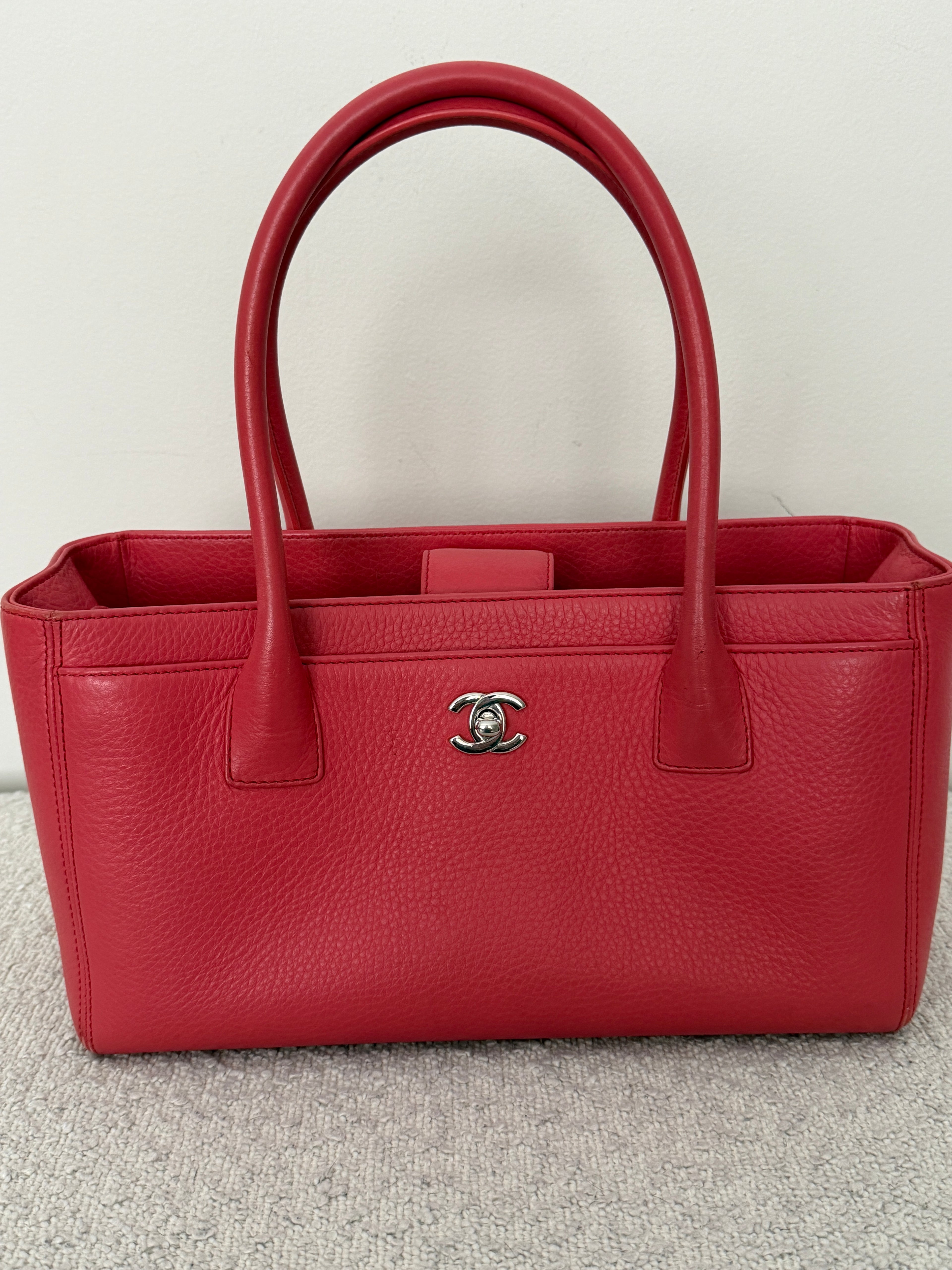 Chanel Small Executive Cerf Tote Bag Pink Leather Silver Hardware