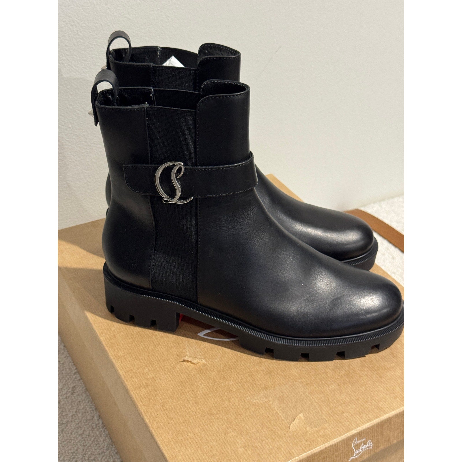 CHRISTIAN LOUBOUTIN CL Chelsea black ankle boots BNIB Size 40