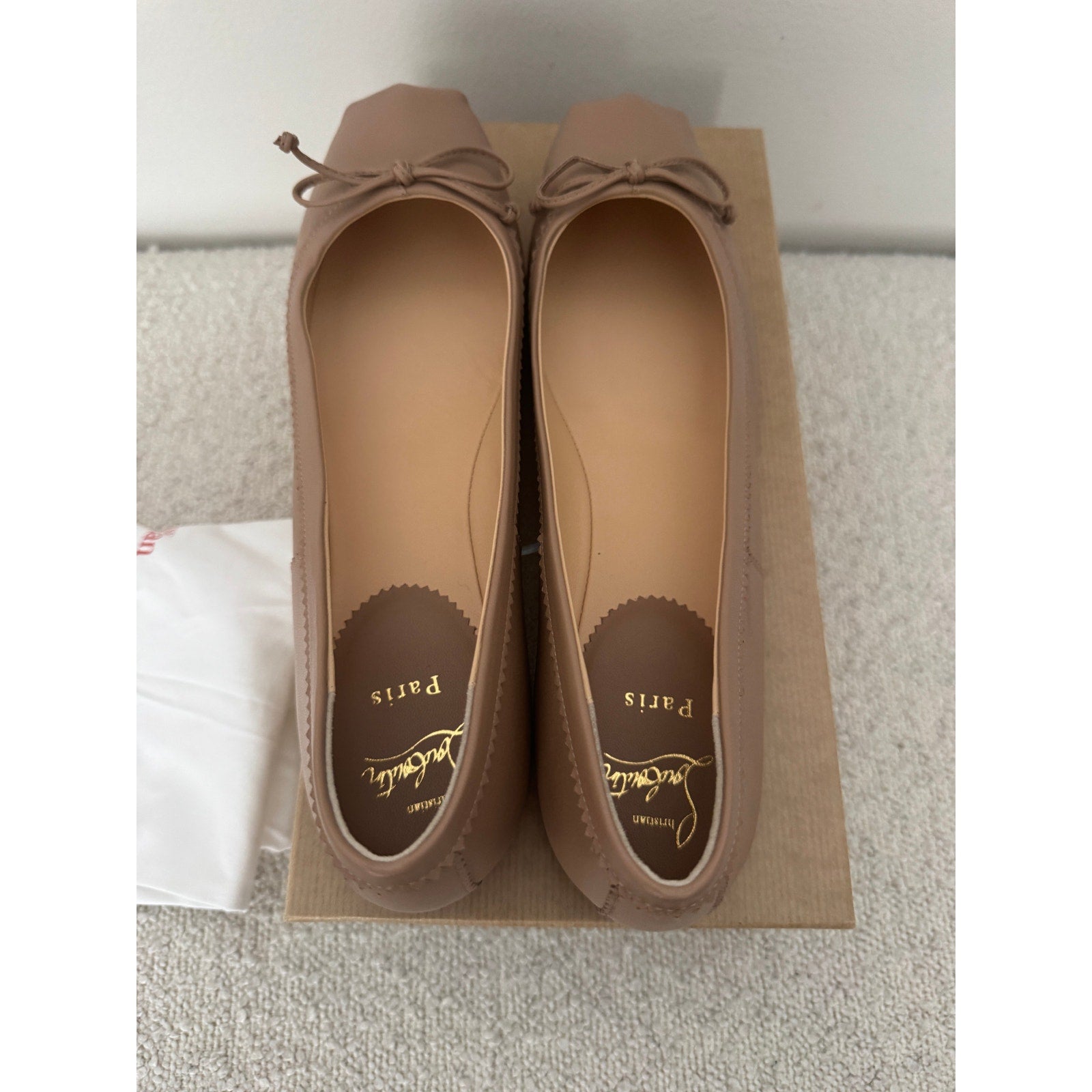 CHRISTIAN LOUBOUTIN
Mamadrague leather ballet flats 42 BNIB