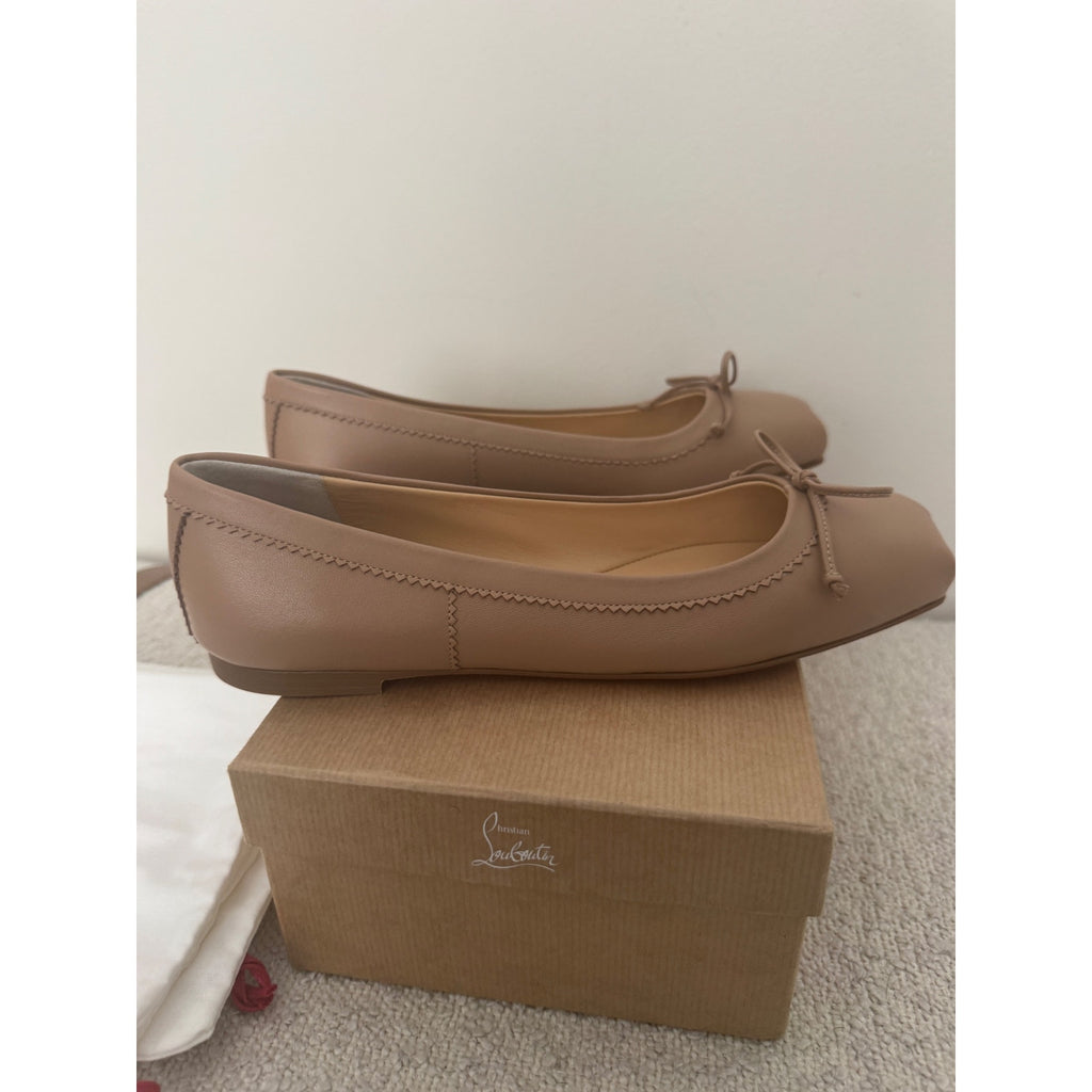 CHRISTIAN LOUBOUTIN
Mamadrague leather ballet flats 38.5 BNIB