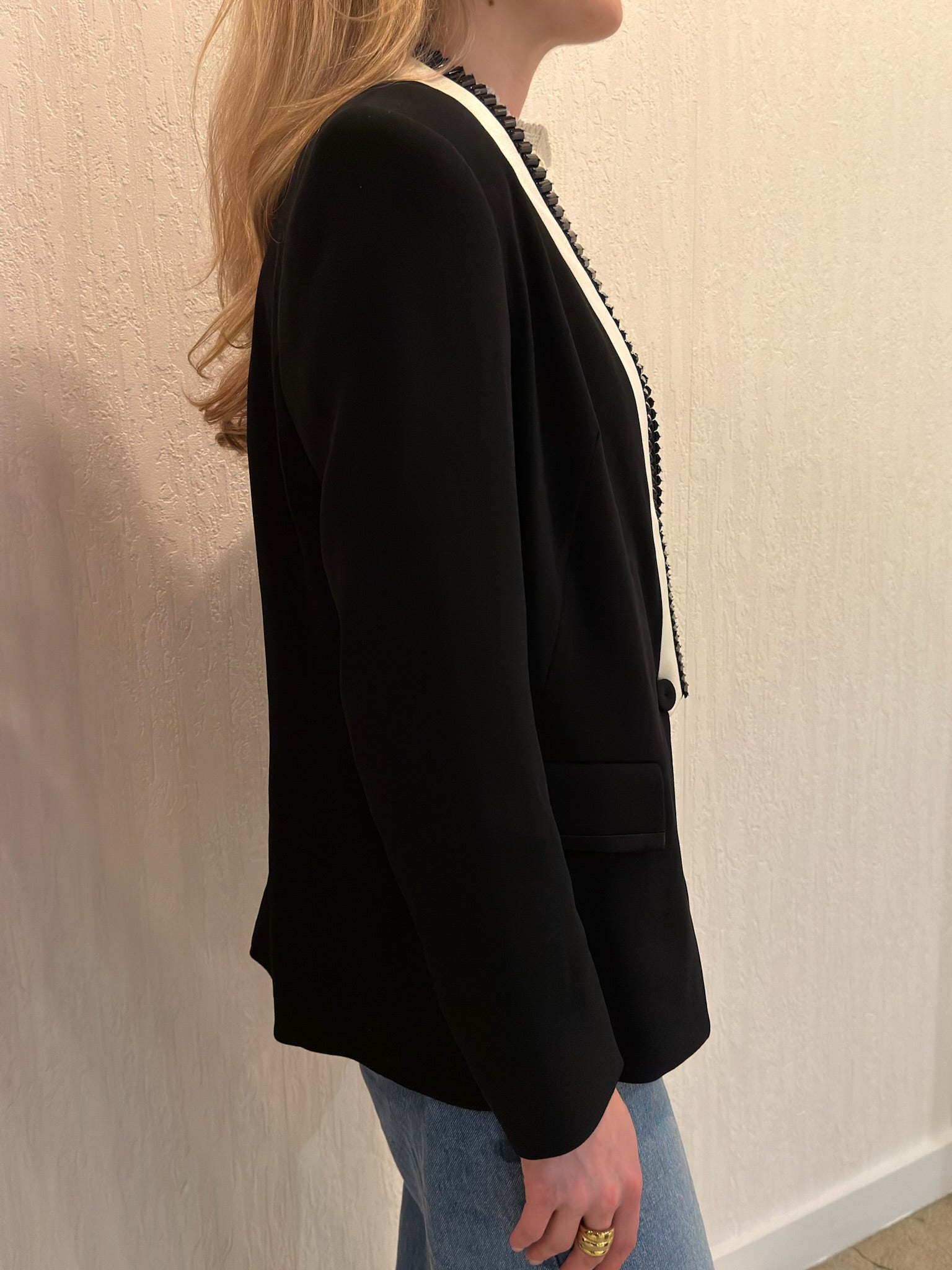 Escada Black & White Beaded Tuxedo Blazer Jacket DE 36