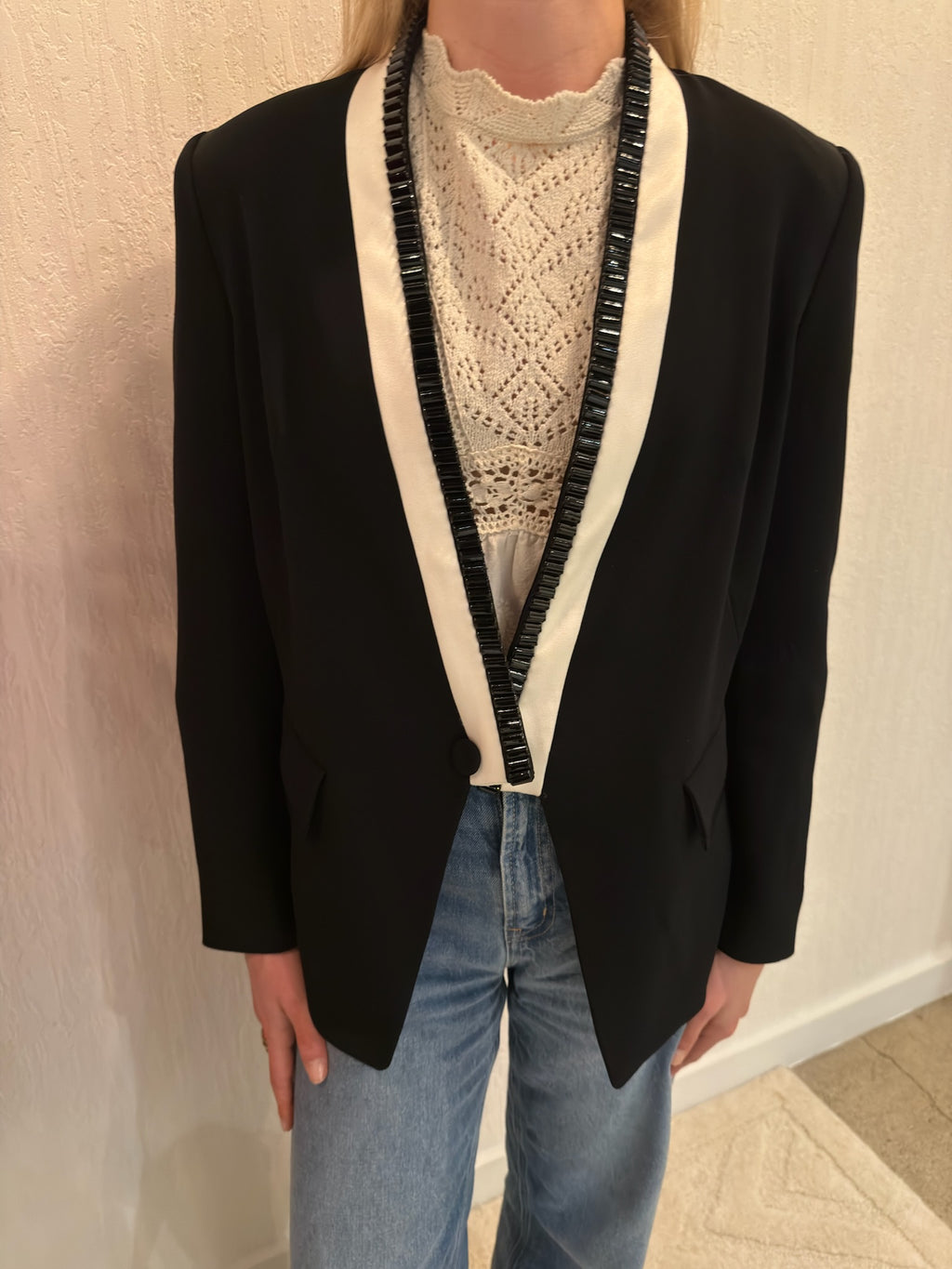 Escada Black & White Beaded Tuxedo Blazer Jacket DE 36
