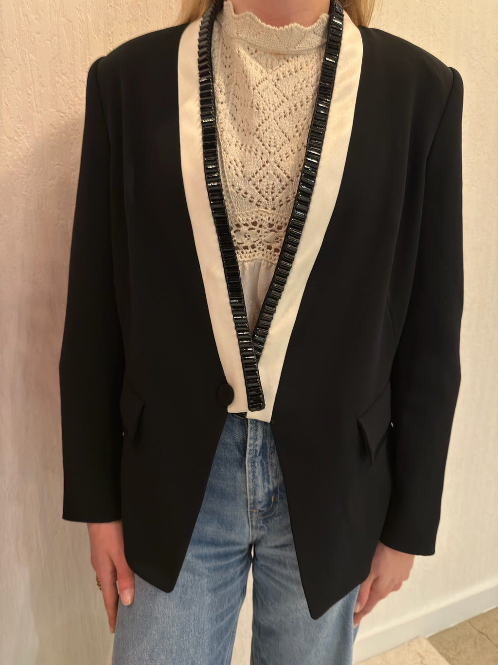 Escada Black & White Beaded Tuxedo Blazer Jacket DE 36
