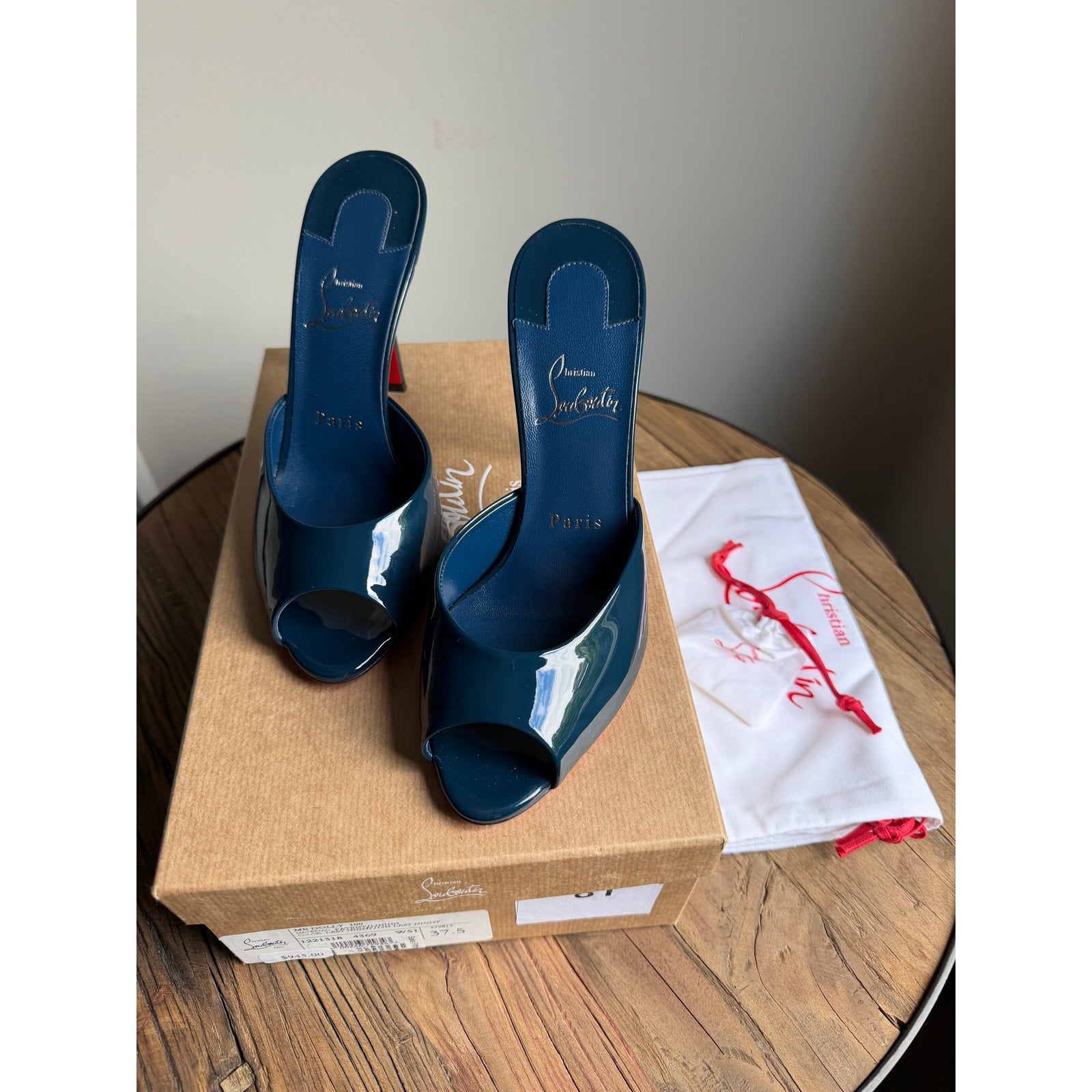 CHRISTIAN LOUBOUTIN Me Dolly Patent Leather Mules 100 size 37.5