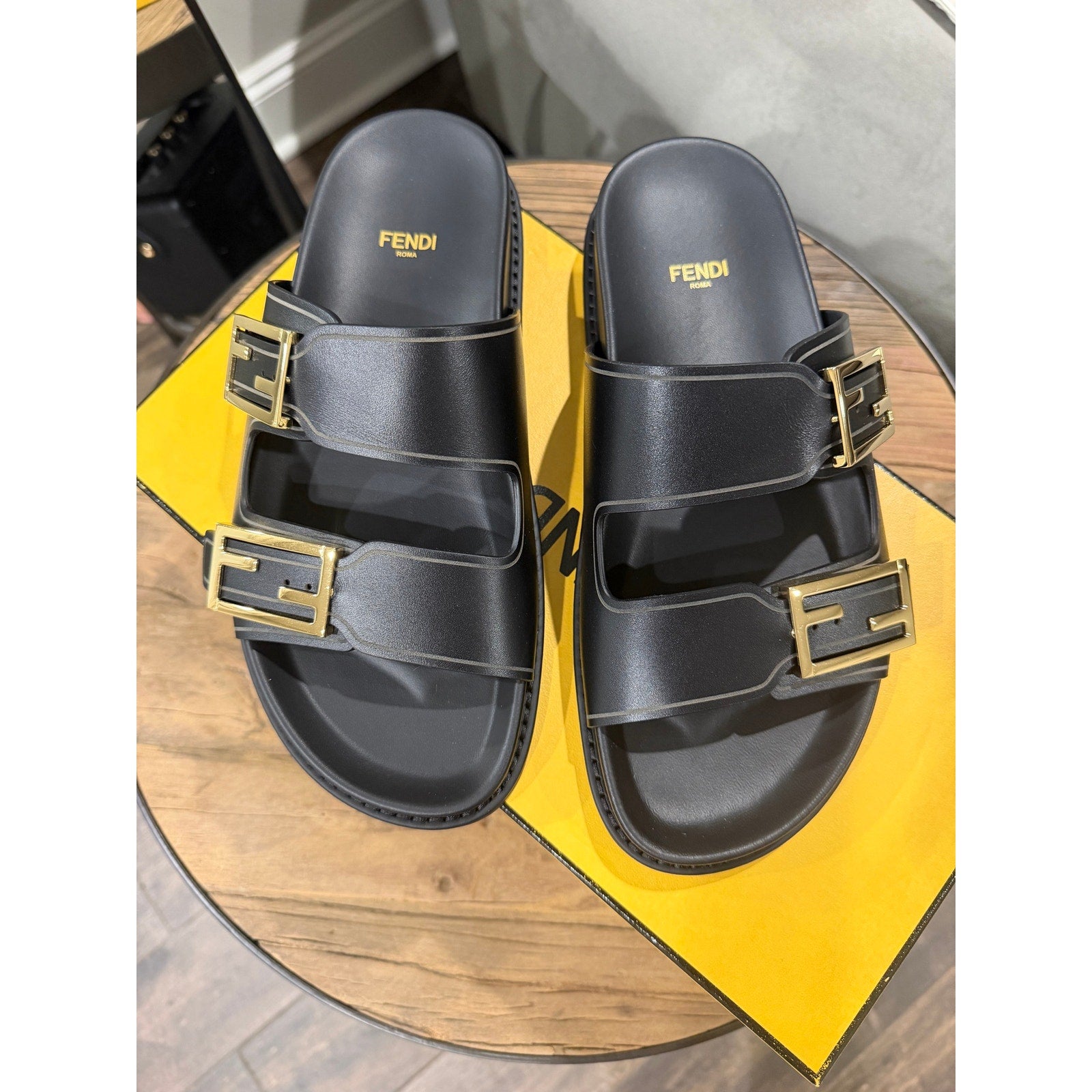 Fendi Feel Double Strap Buckle Black Leather Slides BNIB 39.5