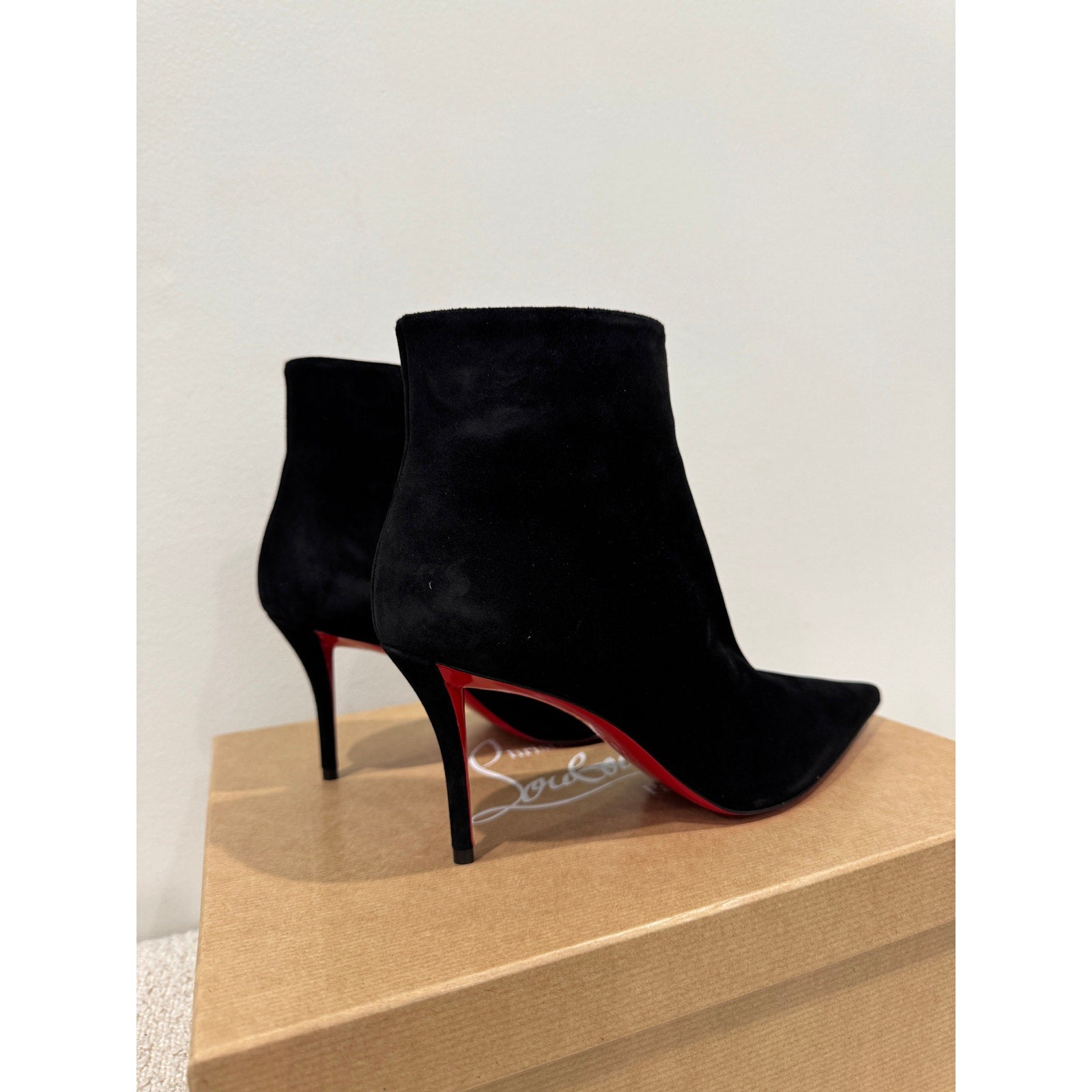 CHRISTIAN LOUBOUTIN So Apostropha Booty 80 Suede Black Ankle Boots