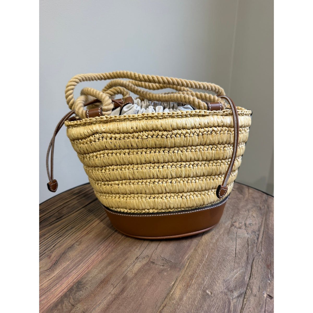 Gucci Mini GG Logo Woven Straw Bucket Bag Beige Brown Leather NWT