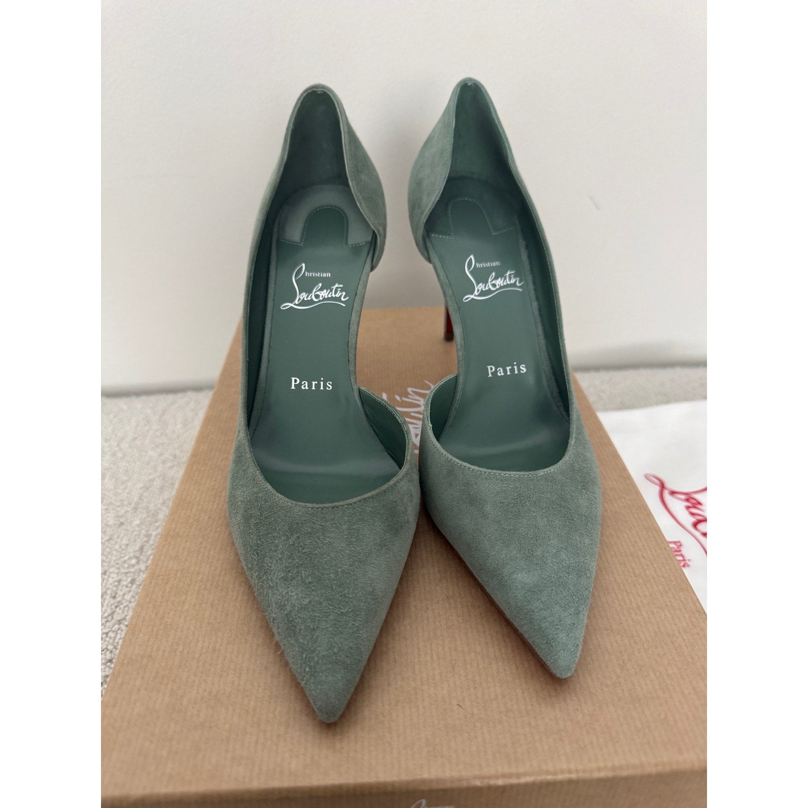 CHRISTIAN LOUBOUTIN Iriza 85 suede pumps size 39 BNIB