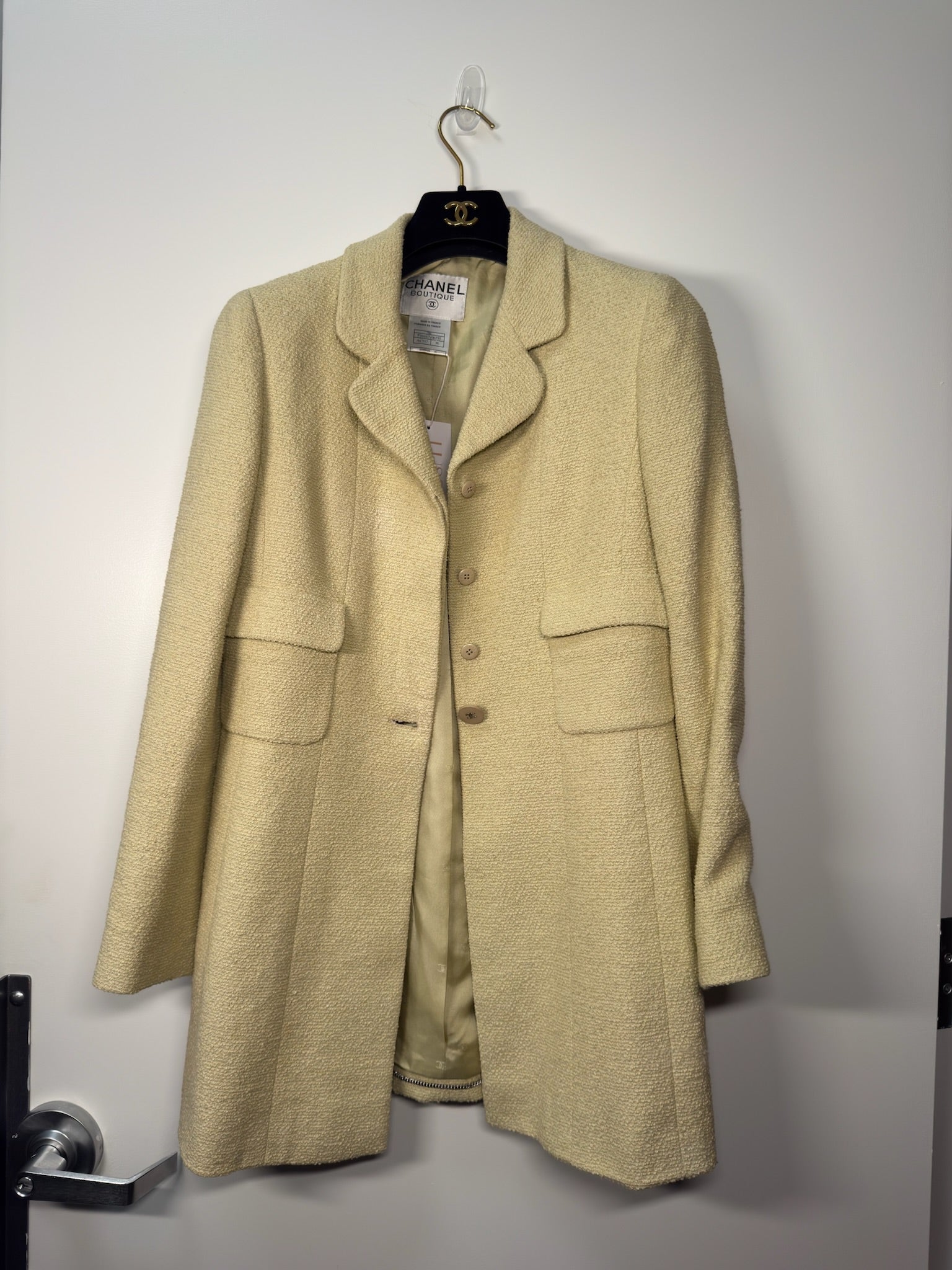 Chanel 1998 Light Green CC Button Blazer