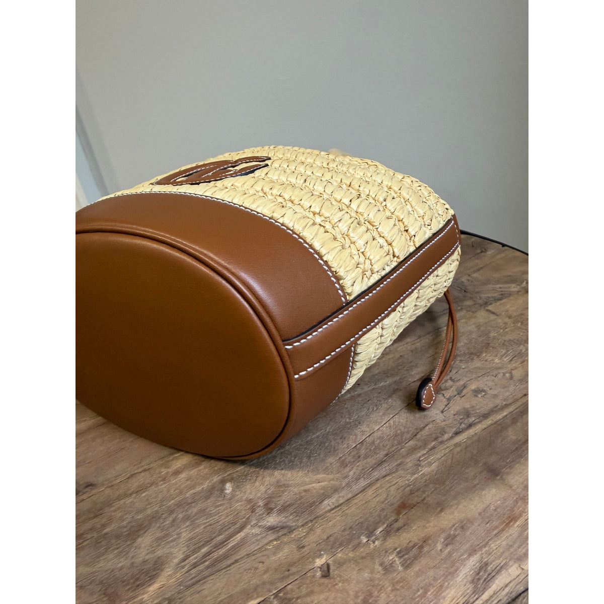 Gucci Mini GG Logo Woven Straw Bucket Bag Beige Brown Leather NWT
