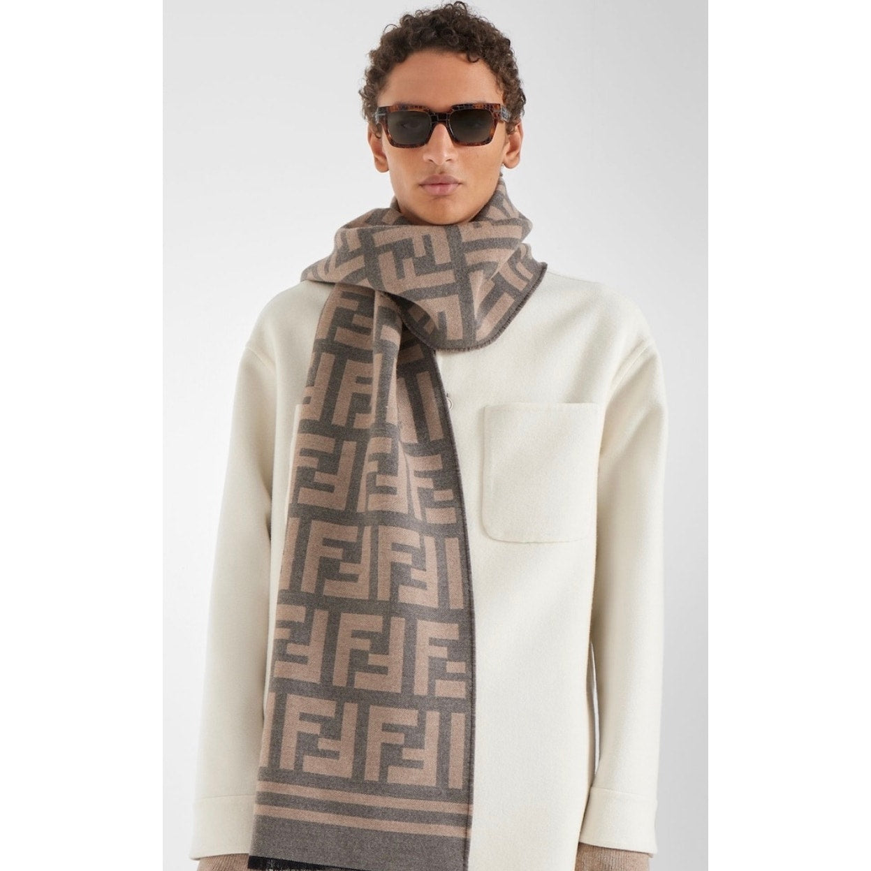 FENDI Gray & Sand Wool Silk FF Motif Scarf NWT Fringe Wrap 180x35cm (71x14in)