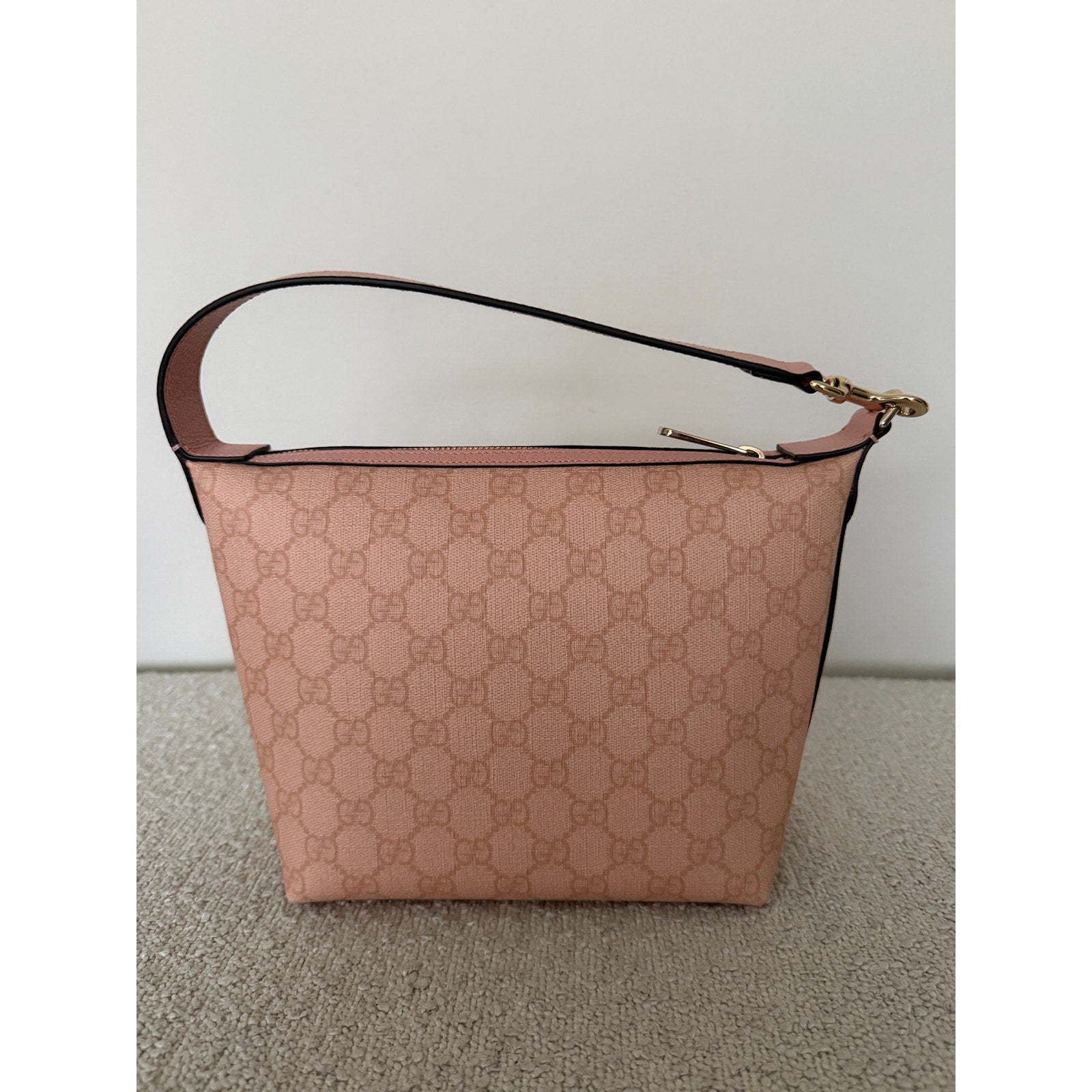 Gucci GG Supreme Super Mini Vanity Bag – Pink – Gold Hardware – NWT