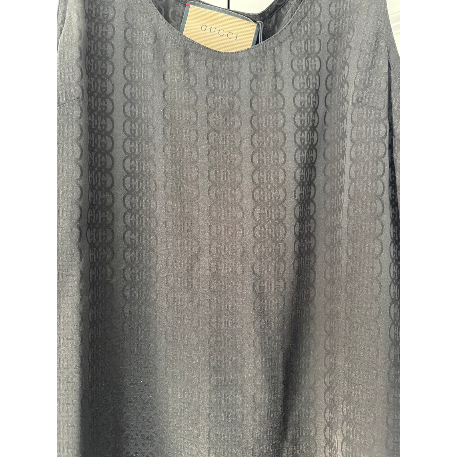 Gucci G Silk crepe Satin Sleeveless Top size Small NWT