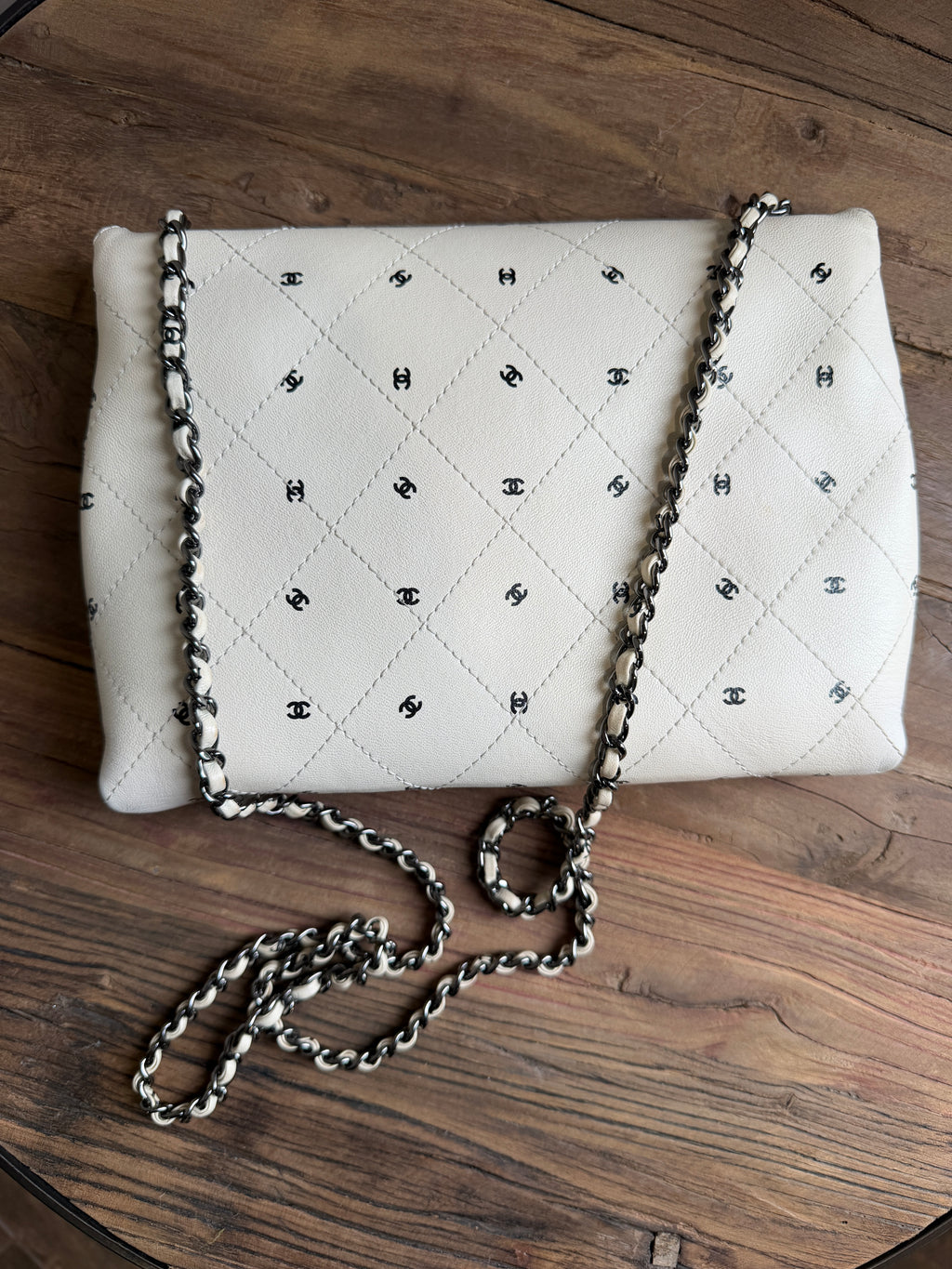 Chanel White Lambskin CC Logo Envelope Clutch Crossbody Bag | Silver Hardware