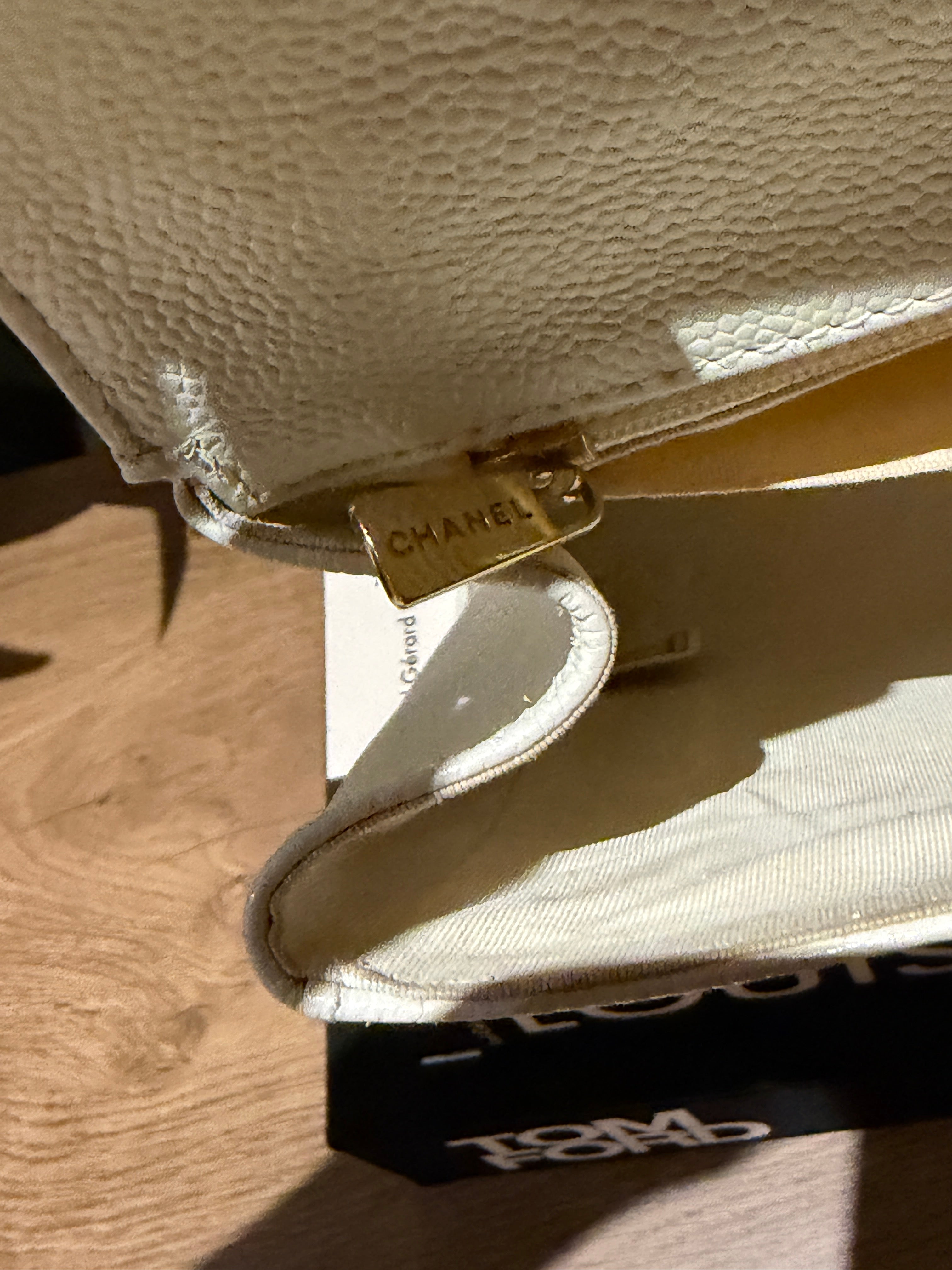 Chanel Kelly Top Handle Bag Off White Caviar Leather Wooden CC Turn Lock & Wood Handle 2000 2002 Vintage