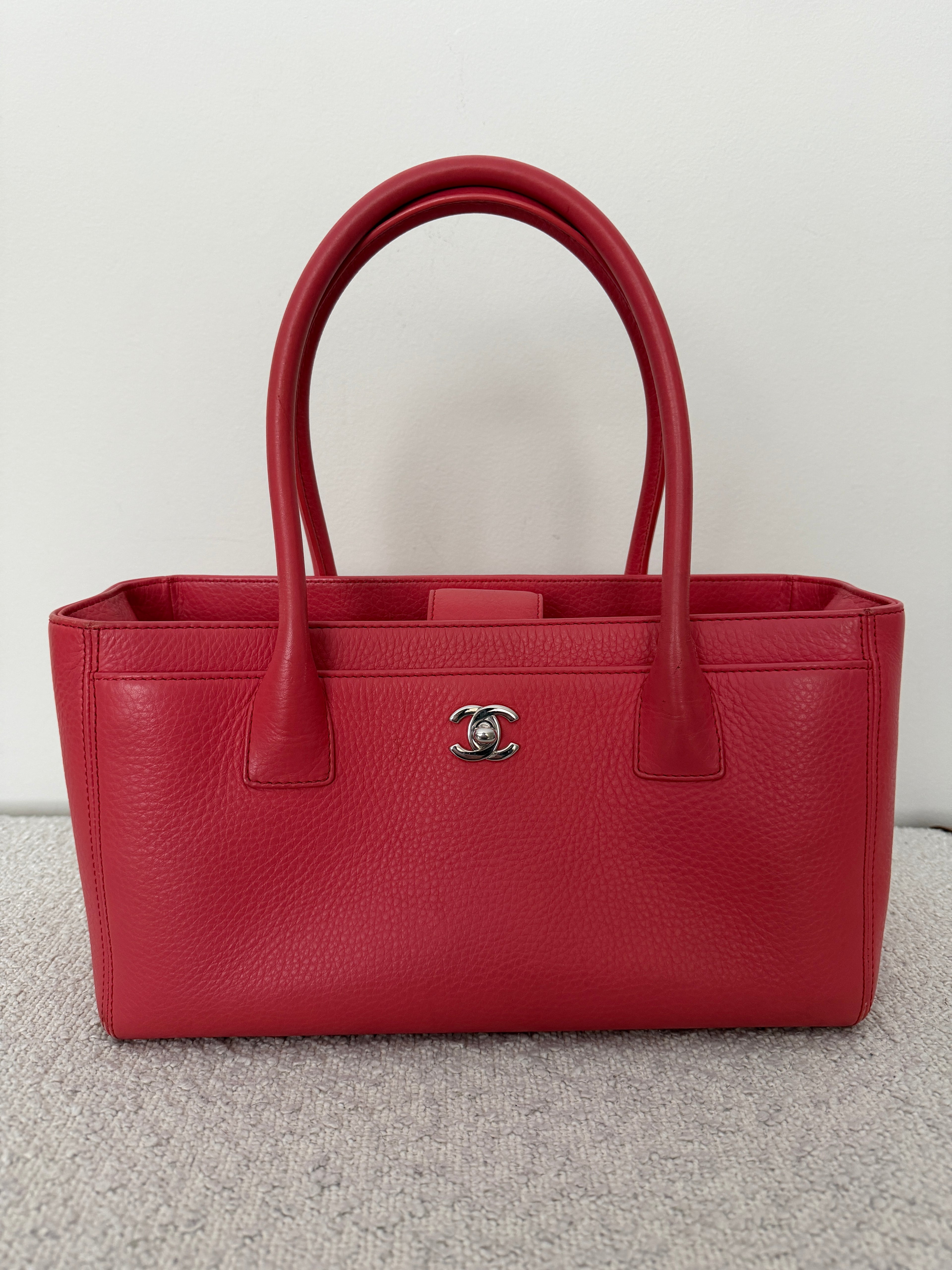 Chanel Small Executive Cerf Tote Bag Pink Leather Silver Hardware