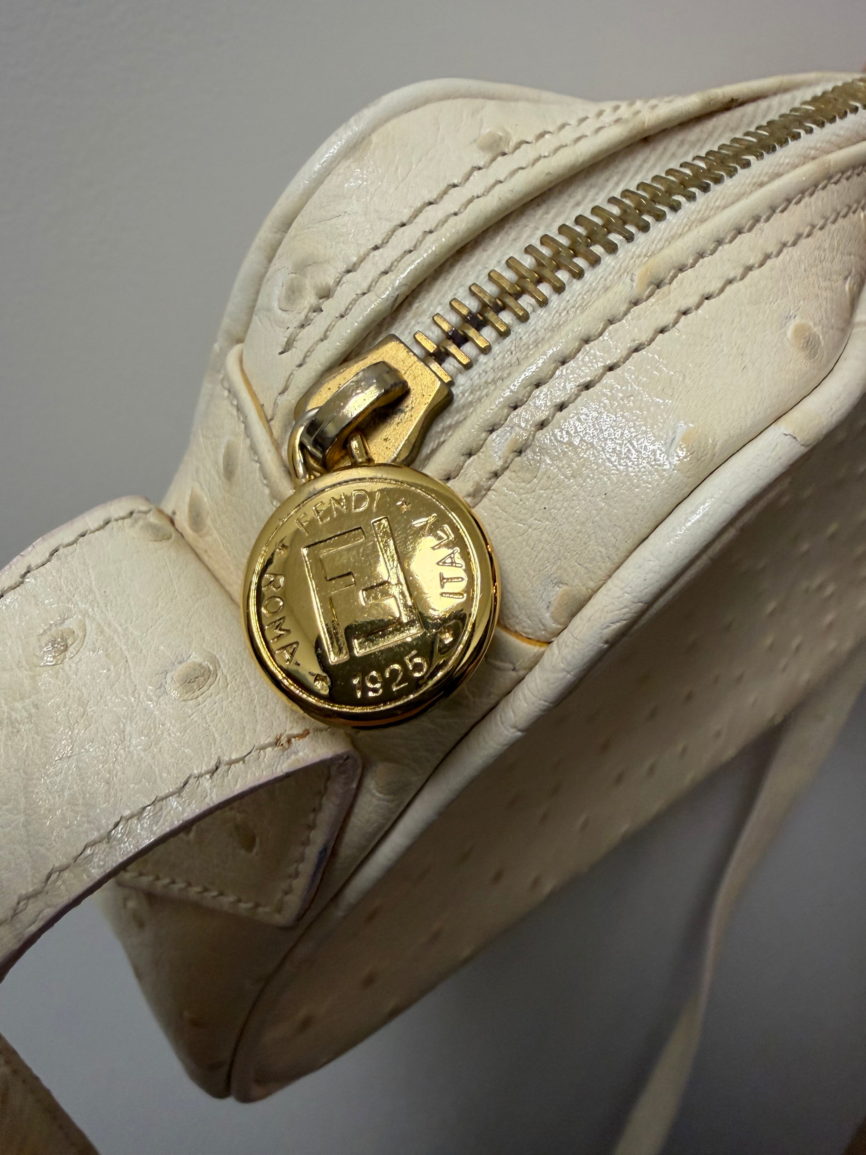 Fendi Fendi
Ostrich Crossbody Bag Vintage
