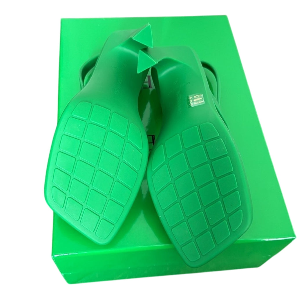 Bottega Veneta Jimbo Rubber Slingback Sandals Parakeet Green Size 36 BNIB