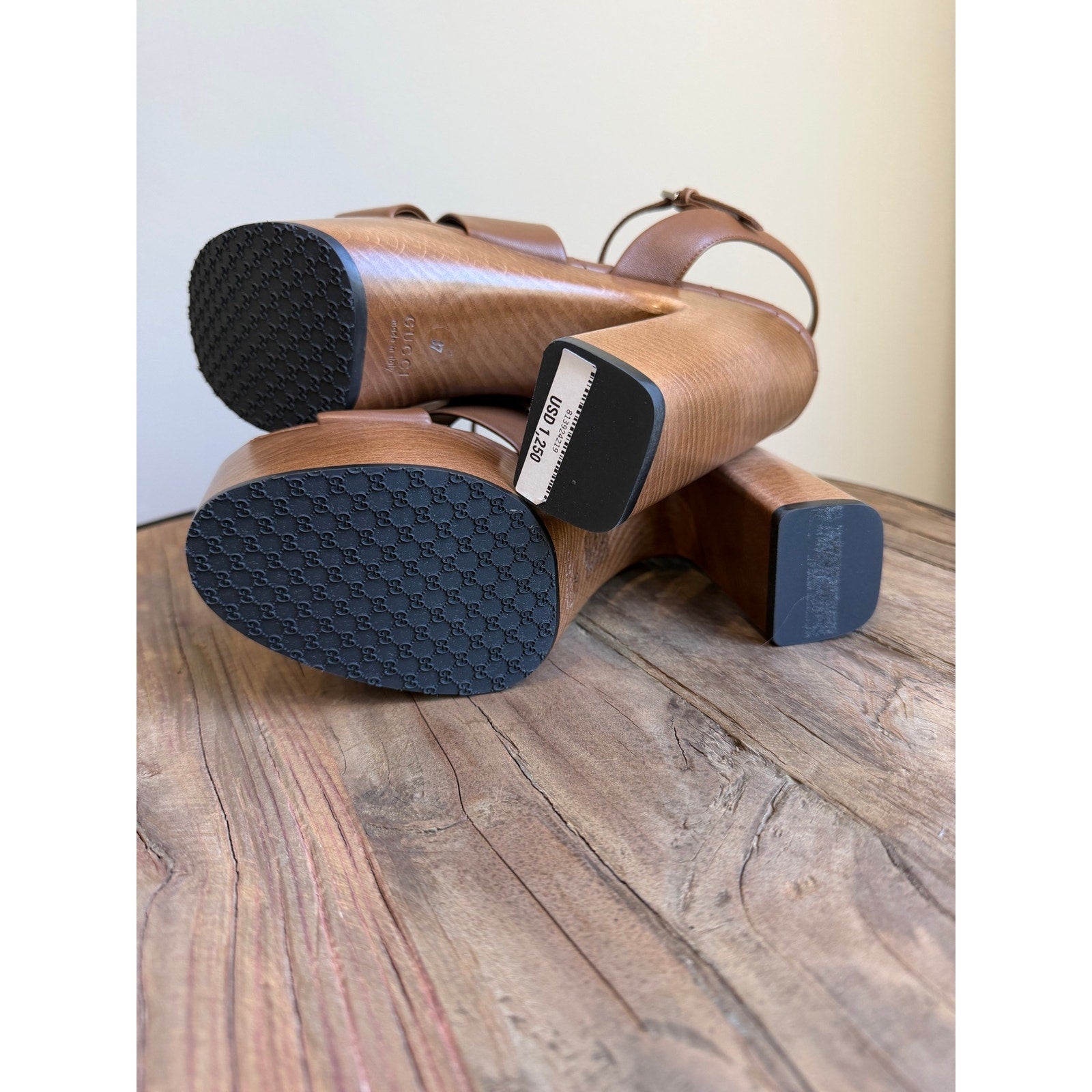 Gucci Platform Sandal Brown Leather Size 37 Brand New in Box