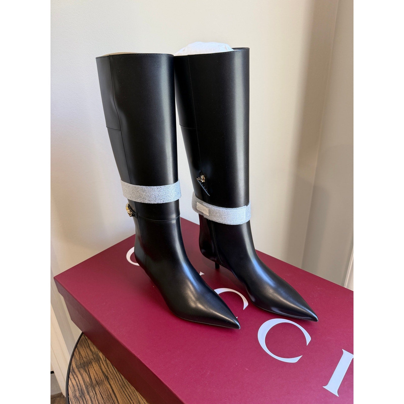Gucci Signoria Leather Logo Chain Tall Boots 37.5 NWT