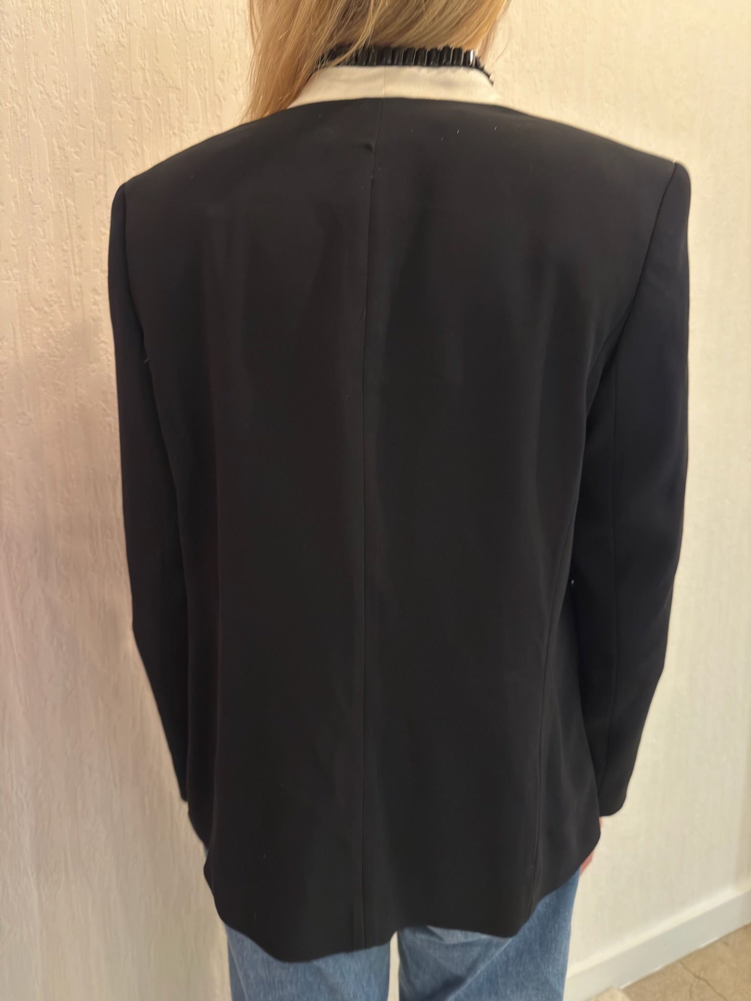 Escada Black & White Beaded Tuxedo Blazer Jacket DE 36