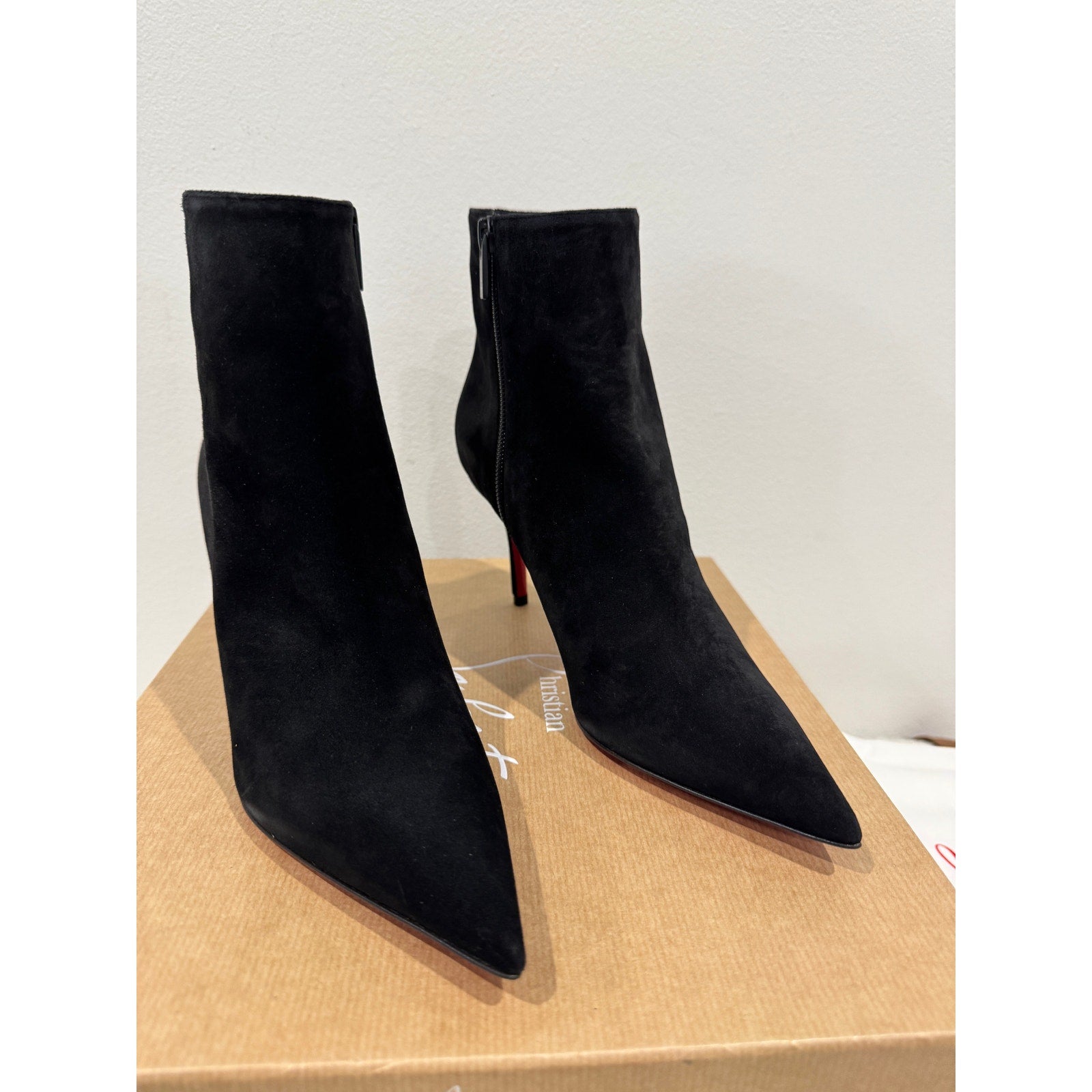 CHRISTIAN LOUBOUTIN So Apostropha Booty 80 Suede Black Ankle Boots