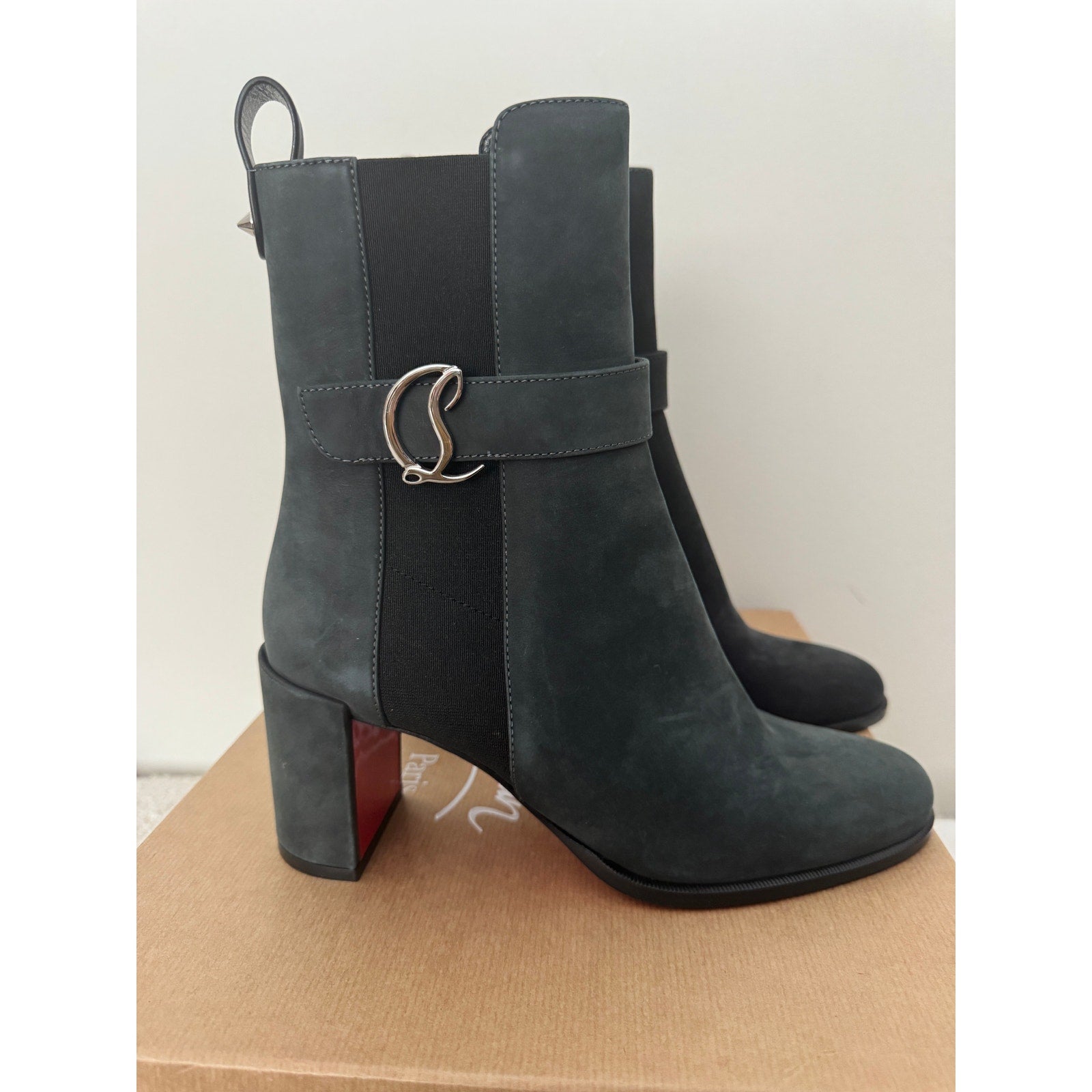 CHRISTIAN LOUBOUTIN
CL Chelsea Booty suede ankle boots Size 38