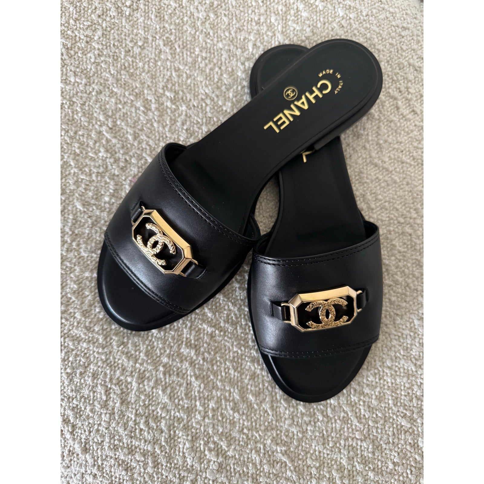 Chanel Black Leather Mules gold CC BNIB SIZE 39.5