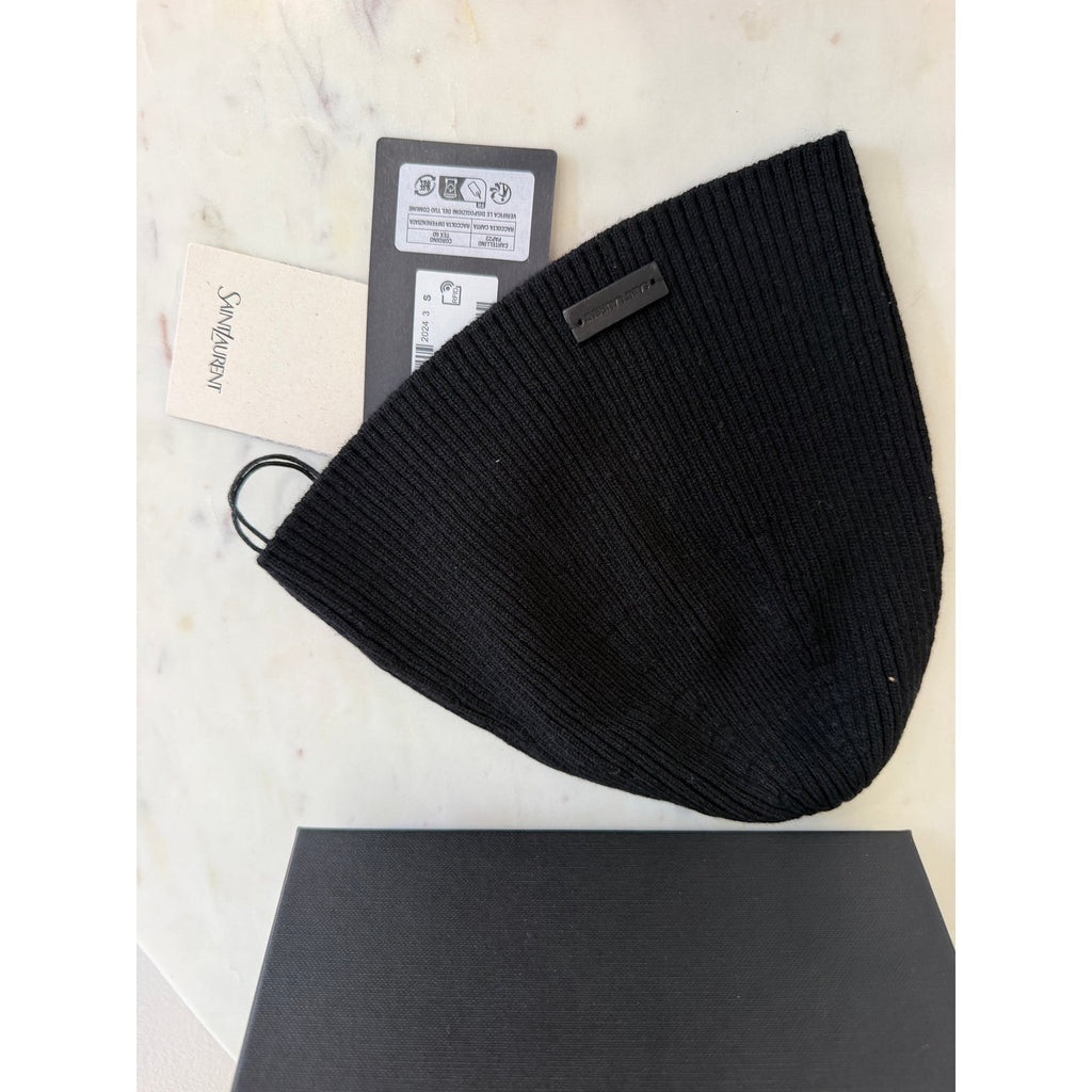 SAINT LAURENT 
Logo Patch Ribbed Beanie - Black NWT