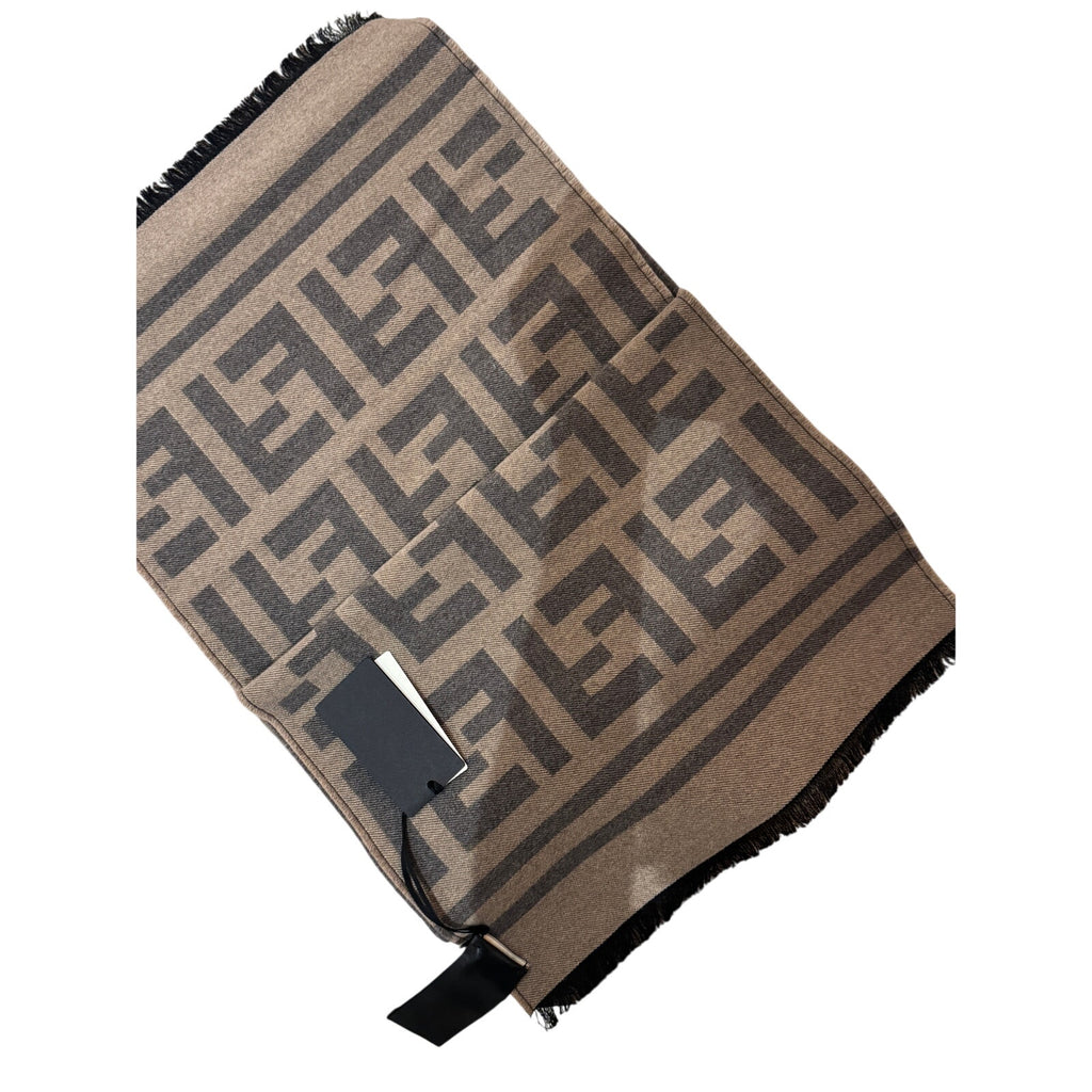 FENDI Gray & Sand Wool Silk FF Motif Scarf NWT Fringe Wrap 180x35cm (71x14in)