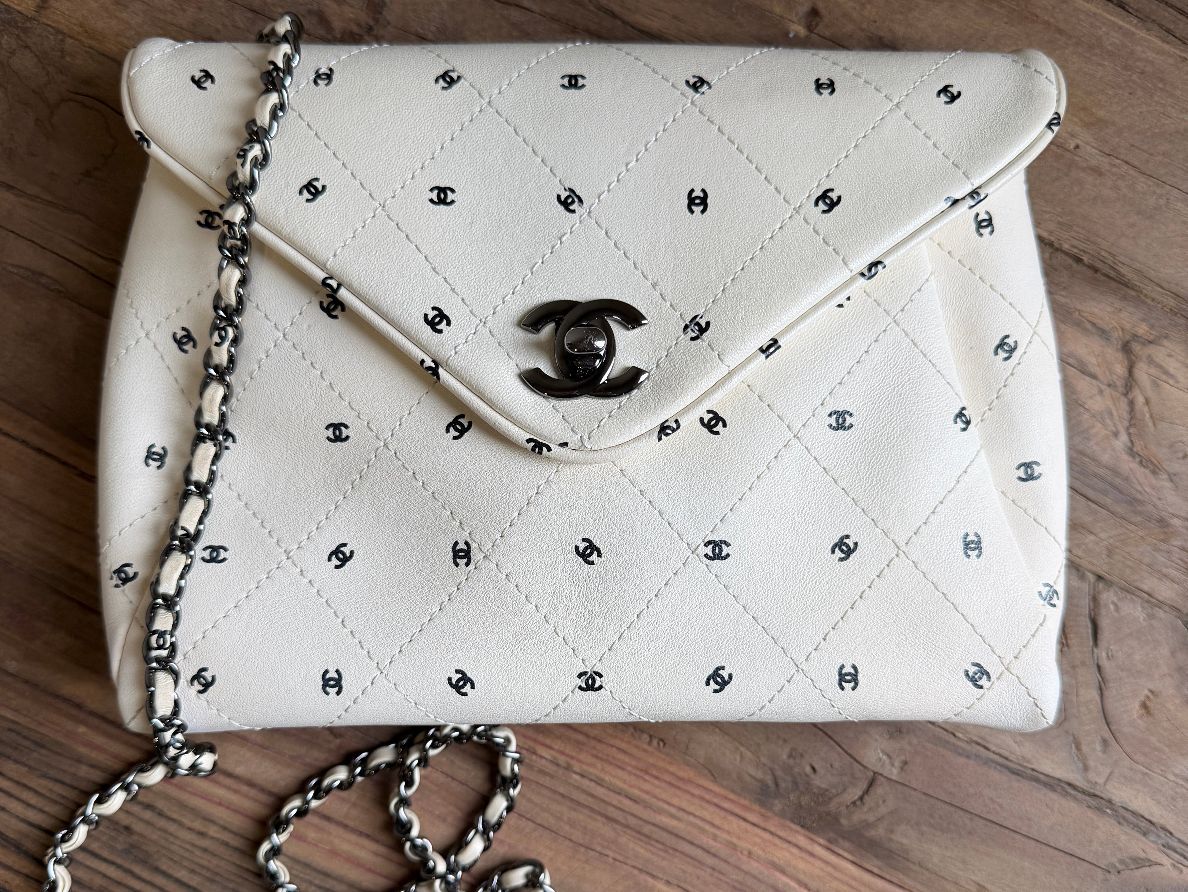Chanel White Lambskin CC Logo Envelope Clutch Crossbody Bag | Silver Hardware