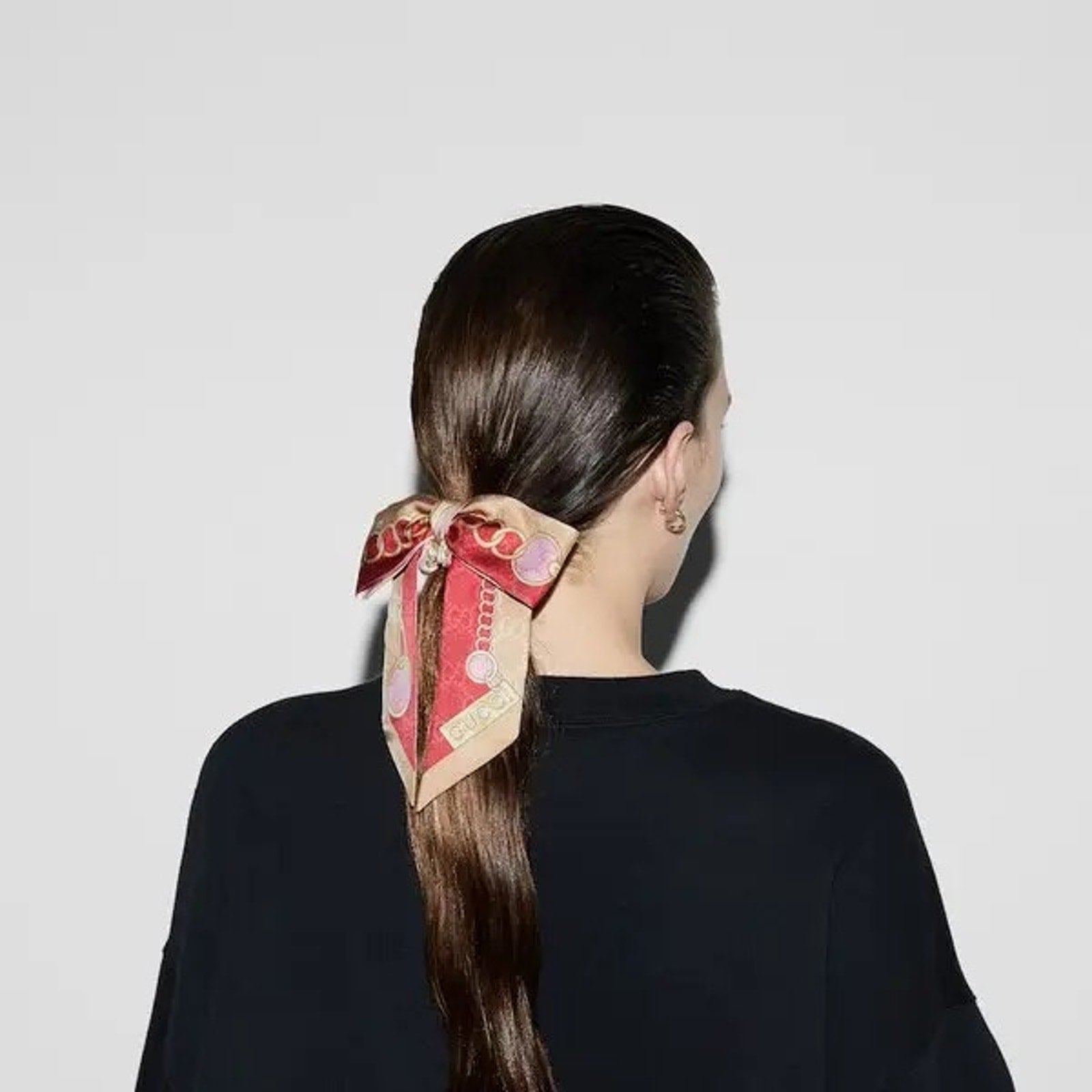 GUCCI Gg Chain Silk Scrunchie BNIB