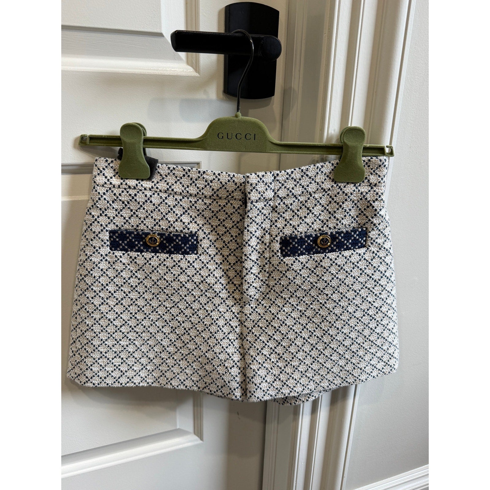 Gucci Patterned Button-Detail Shorts NWT Size 36