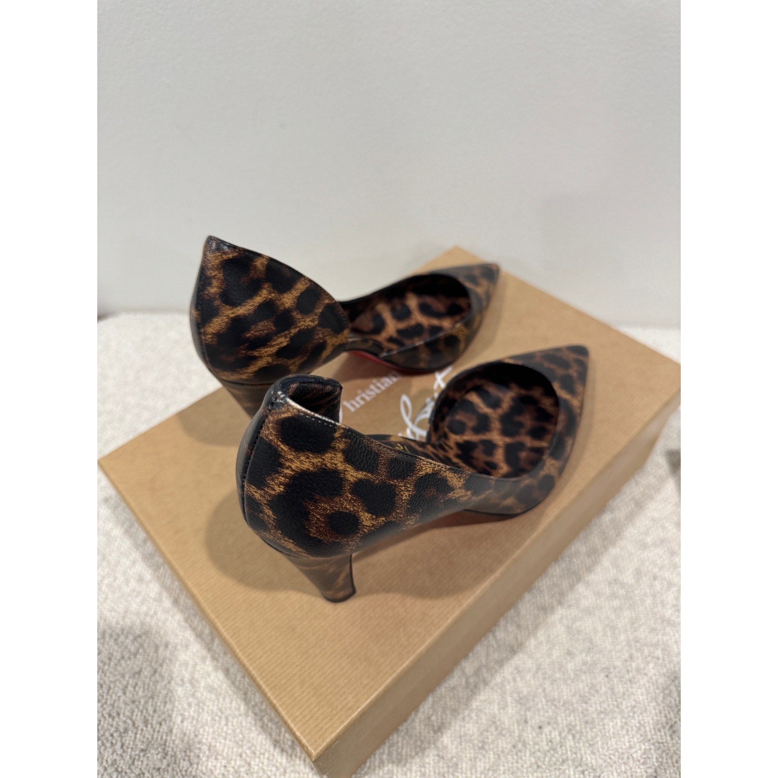 CHRISTIAN LOUBOUTIN Vibella Red-Sole Leopard-Print Leather Pumps 37 BNIB