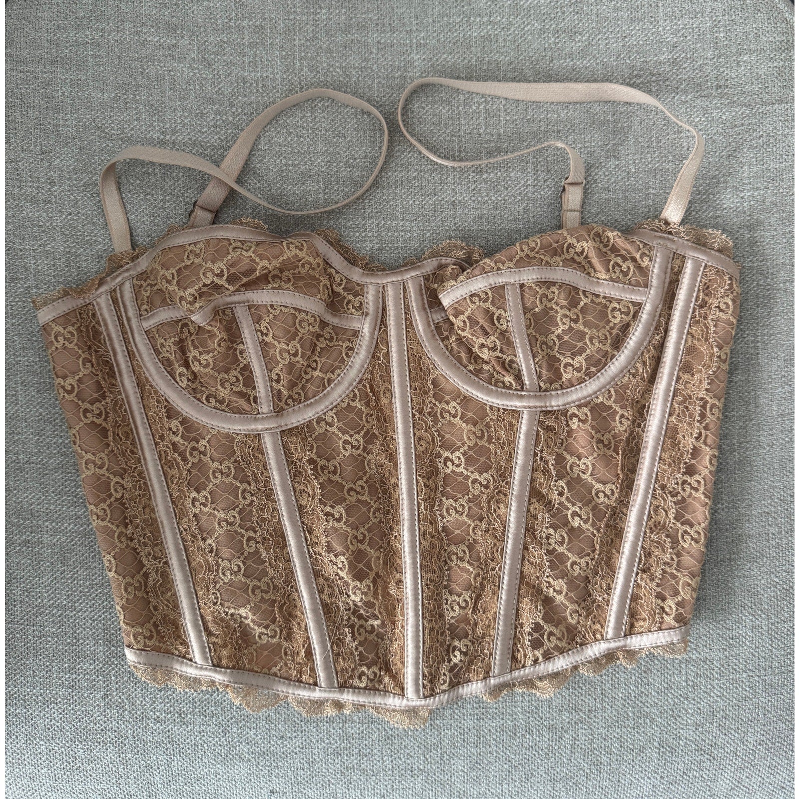 Gucci Nude Lace Corset Top NWT size Small