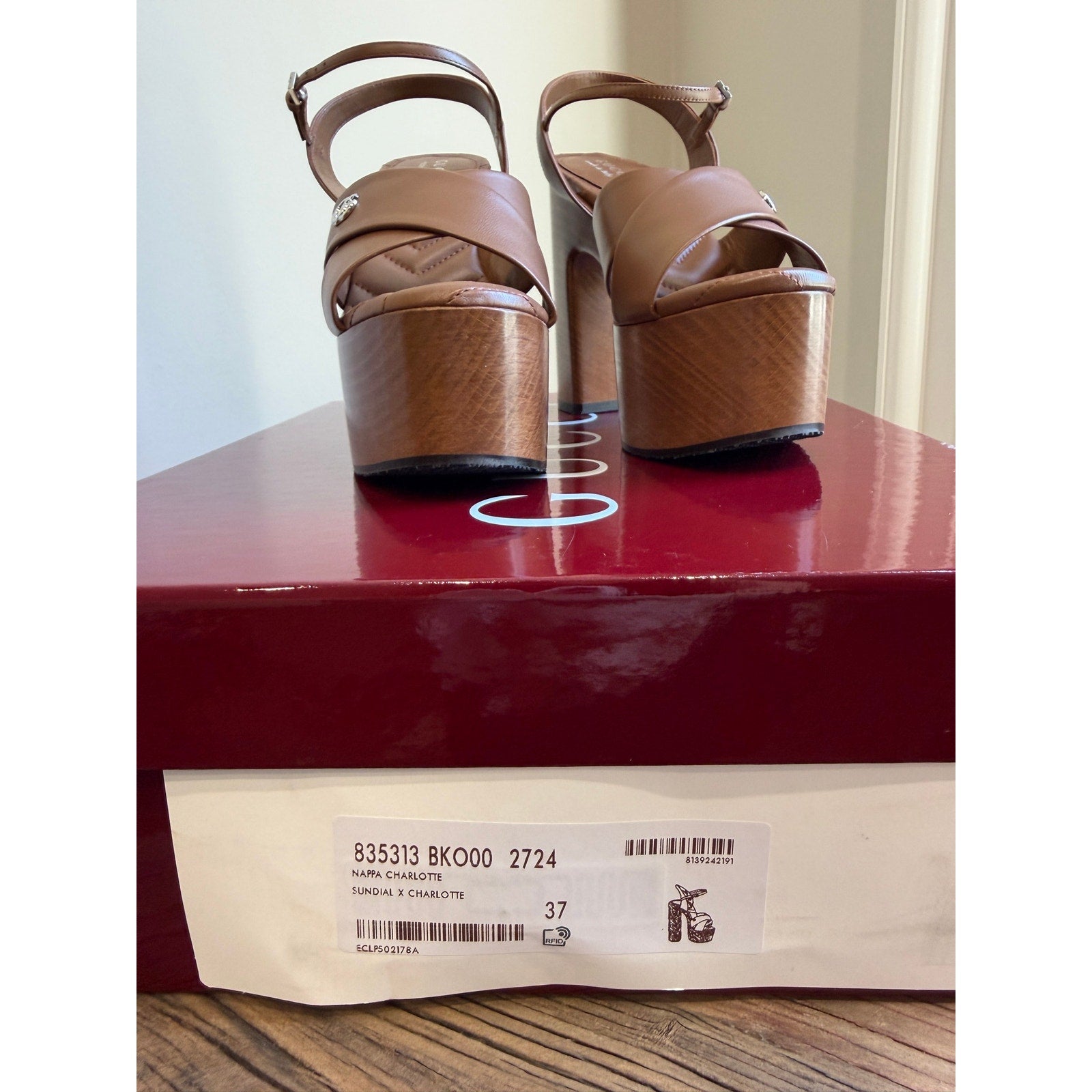 Gucci Platform Sandal Brown Leather Size 37 Brand New in Box