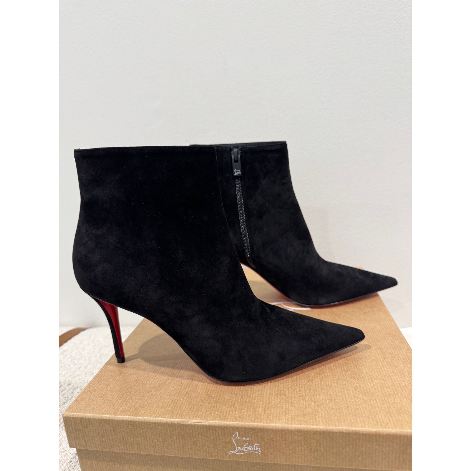 CHRISTIAN LOUBOUTIN So Apostropha Booty 80 Suede Black Ankle Boots 38 BNIB