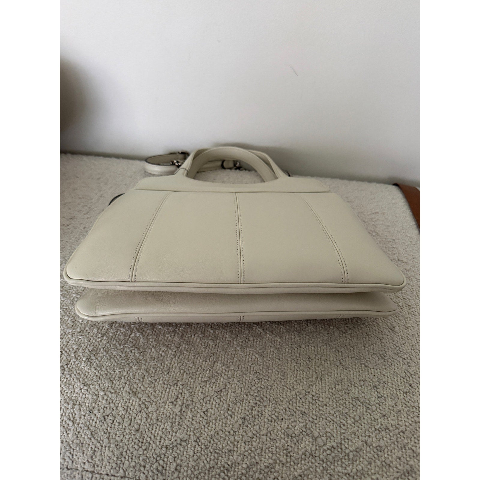 Gucci Petite GG Medium leather tote bag NWT