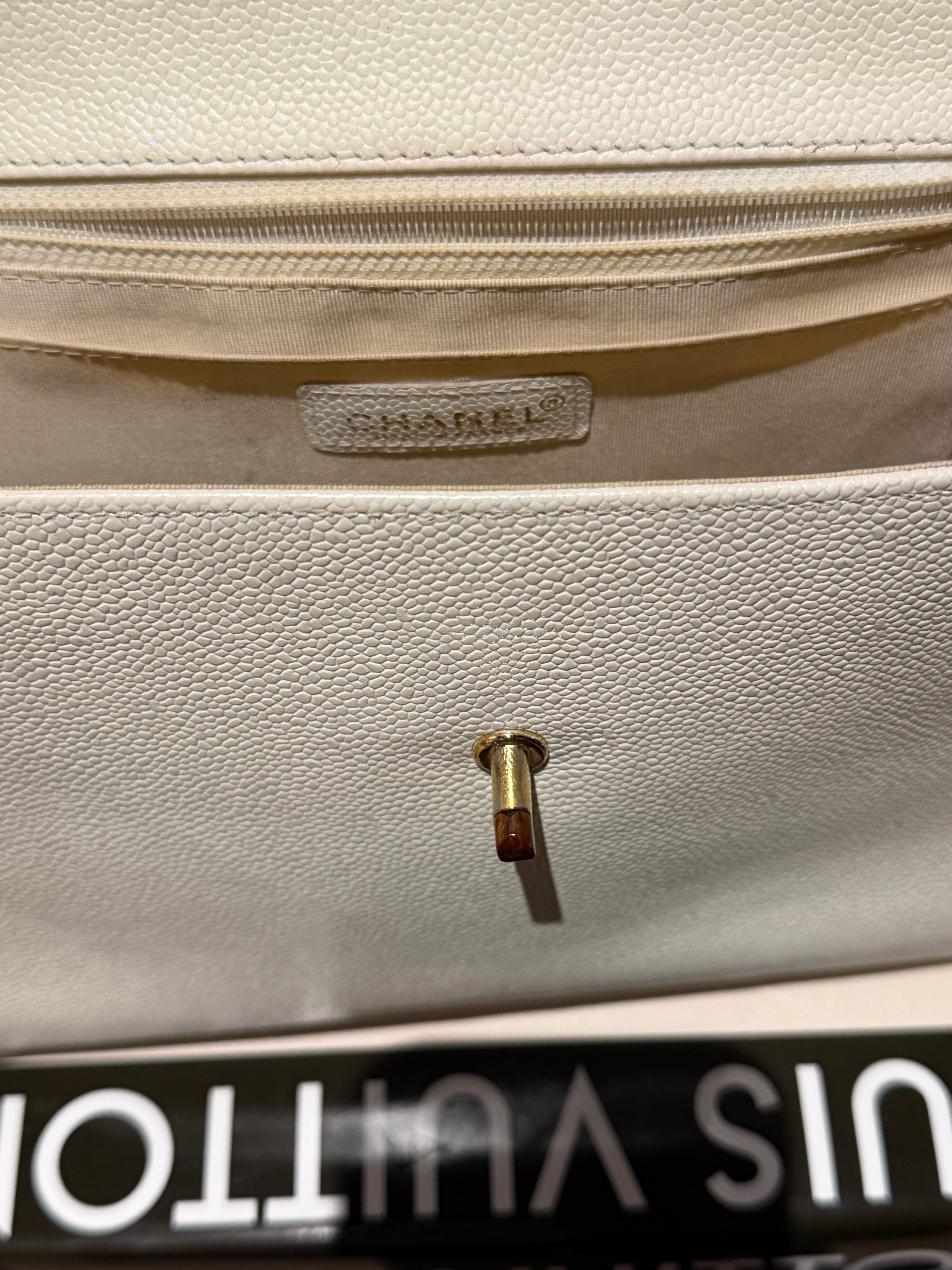 Chanel Kelly Top Handle Bag Off White Caviar Leather Wooden CC Turn Lock & Wood Handle 2000 2002 Vintage