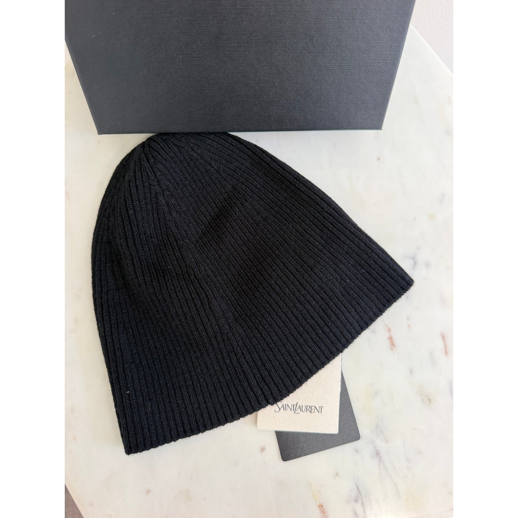 SAINT LAURENT 
Logo Patch Ribbed Beanie - Black NWT