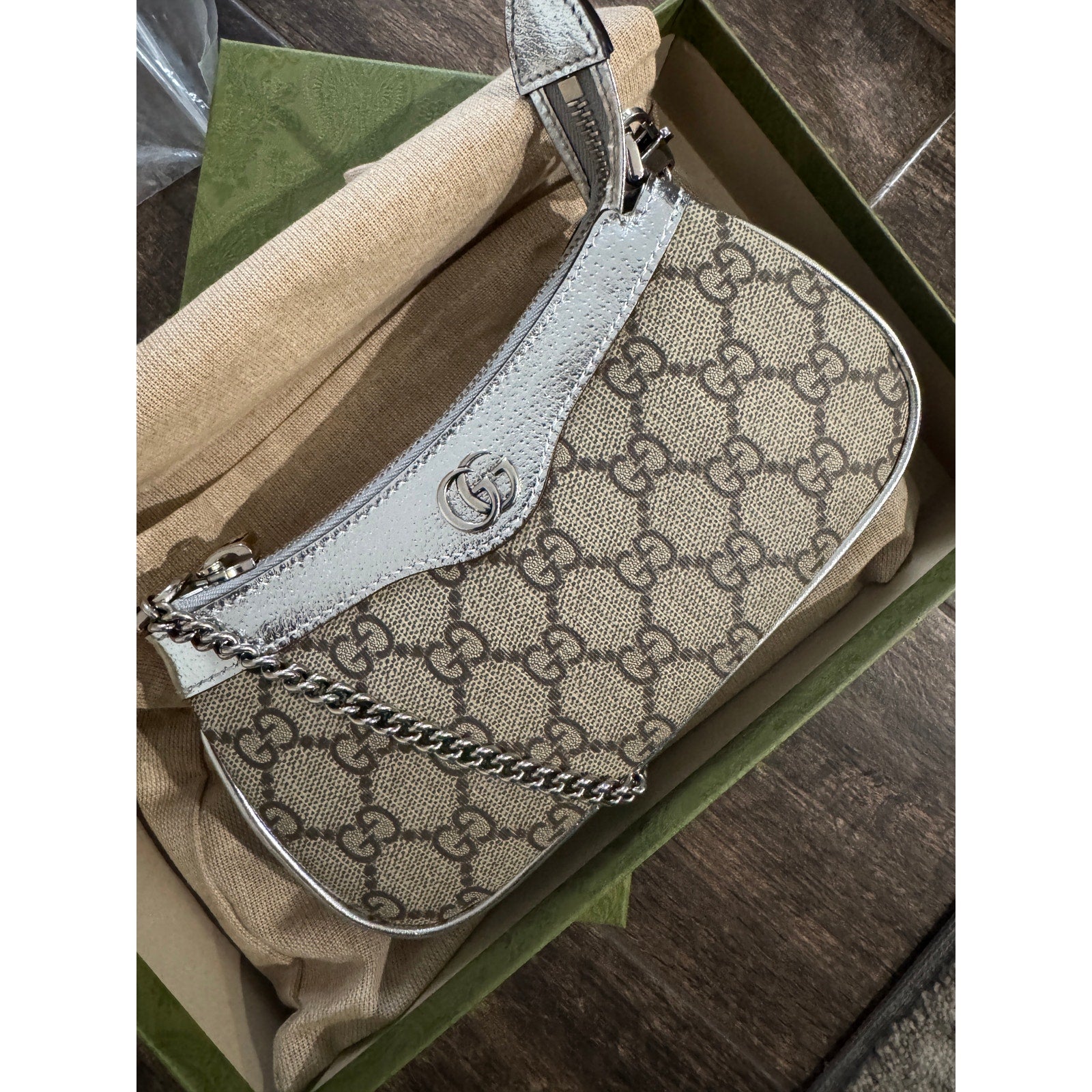 Gucci Ophidia Mini GG Canvas Shoulder Bag Beige Silver Leather Chain Strap BNIB