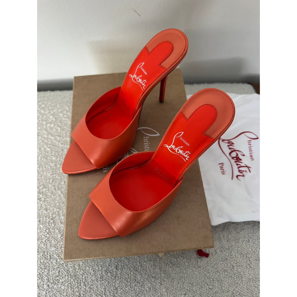 Christian Louboutin
Women’s 100mm Miss Z Leather Mule Sandals SIZE 36.5