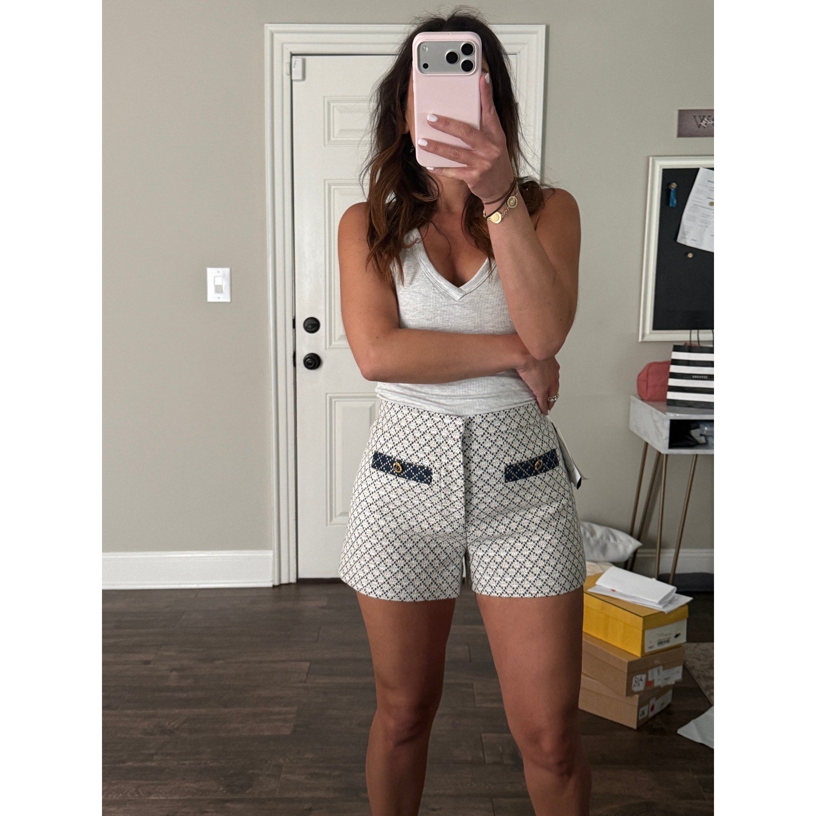 Gucci Patterned Button-Detail Shorts NWT Size 36