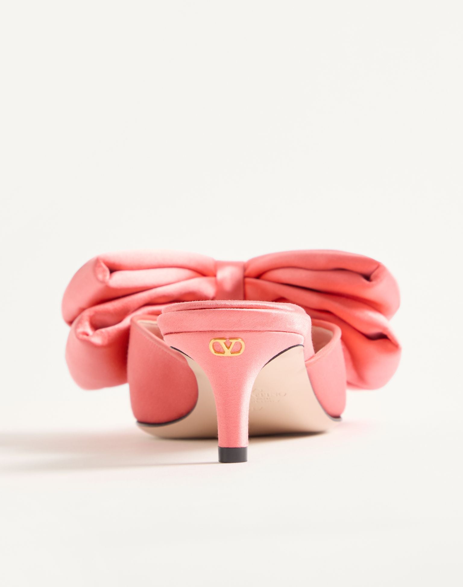Valentino Garavani Yolande Satin Mule 45MM in Salmon Size 36 BNIB