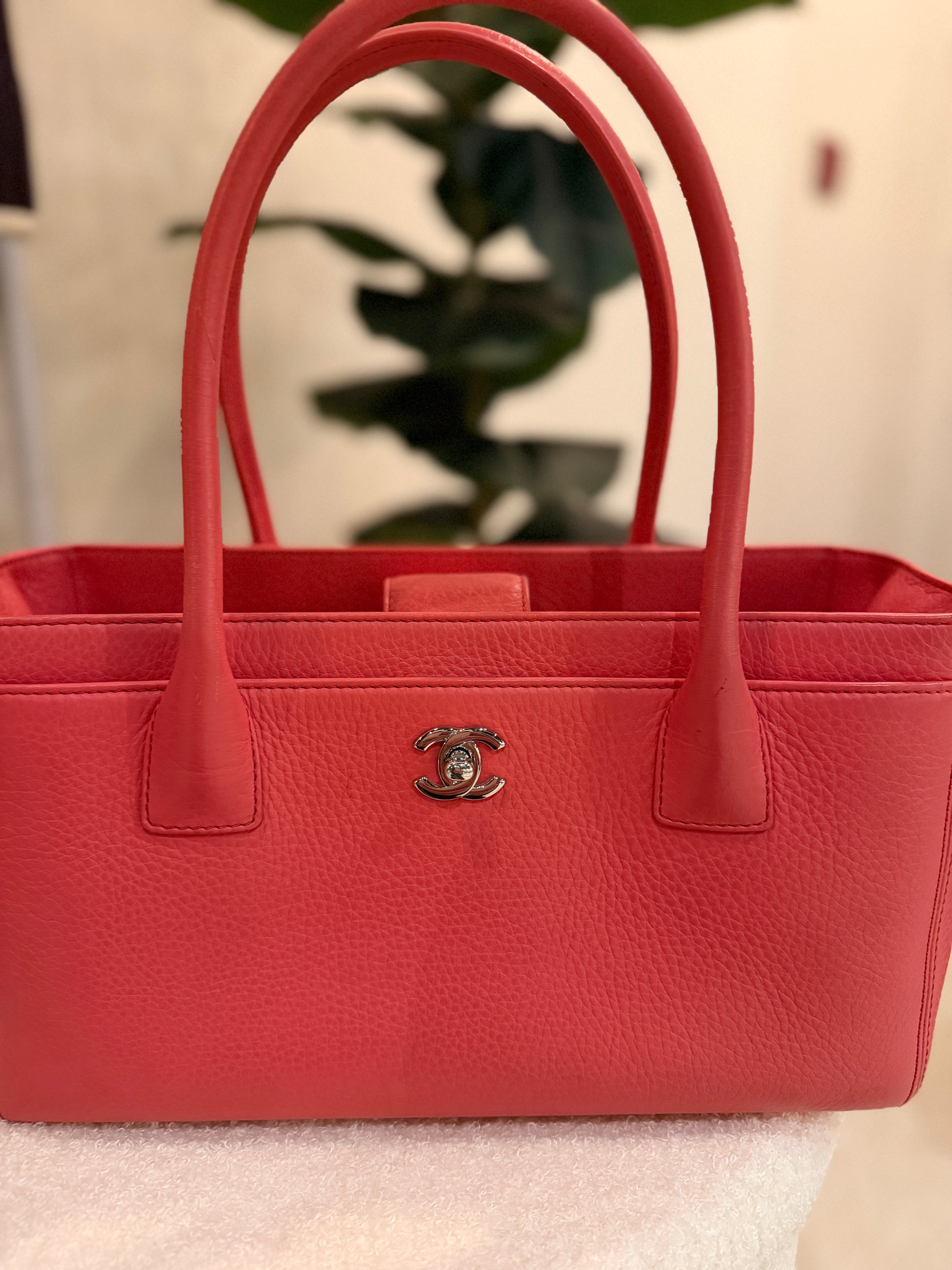 Chanel Small Executive Cerf Tote Bag Pink Leather Silver Hardware