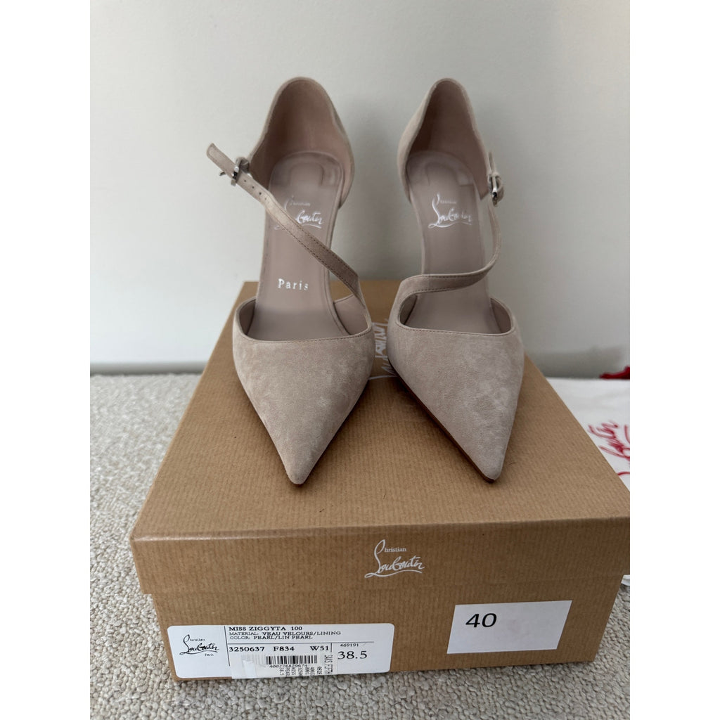 CHRISTIAN LOUBOUTIN
Miss Ziggyta 100 suede pumps BNIB 38.5