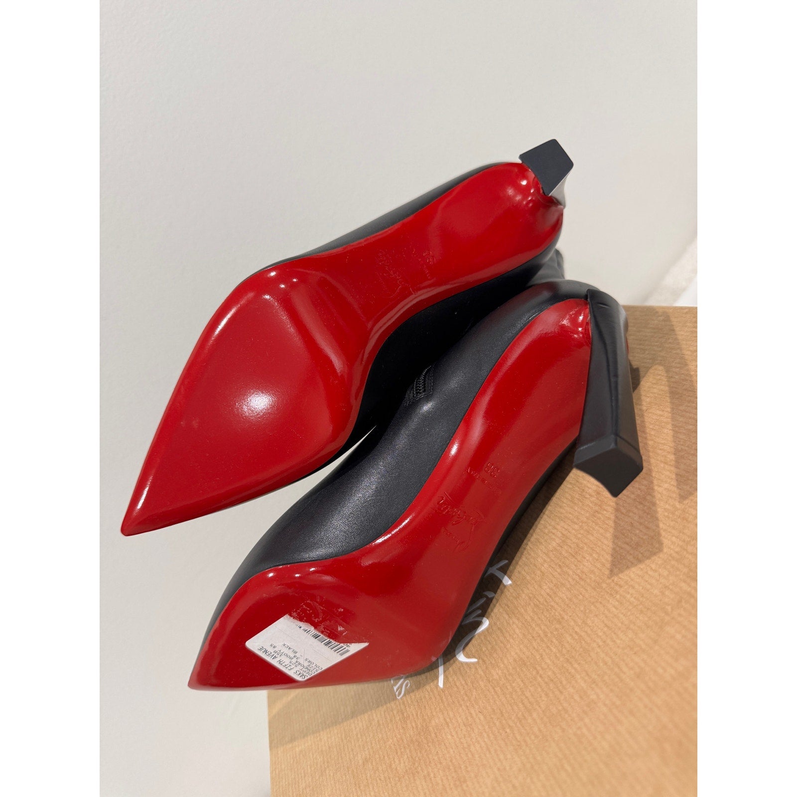 CHRISTIAN LOUBOUTIN Condora Booty 85 Calf Leather Black Ankle Boots 38 BNIB