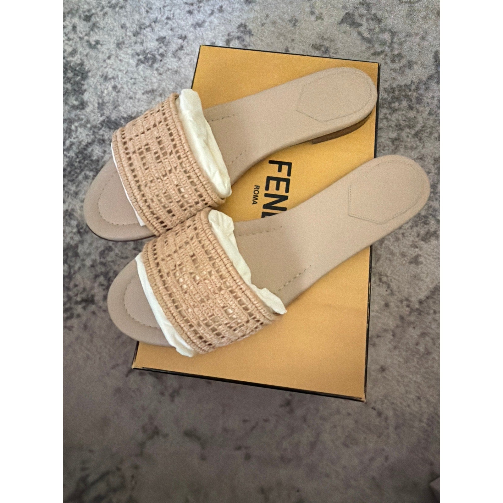 Fendi Sunshine FF Raffia Leather Slide Sandals BNIB Size 41