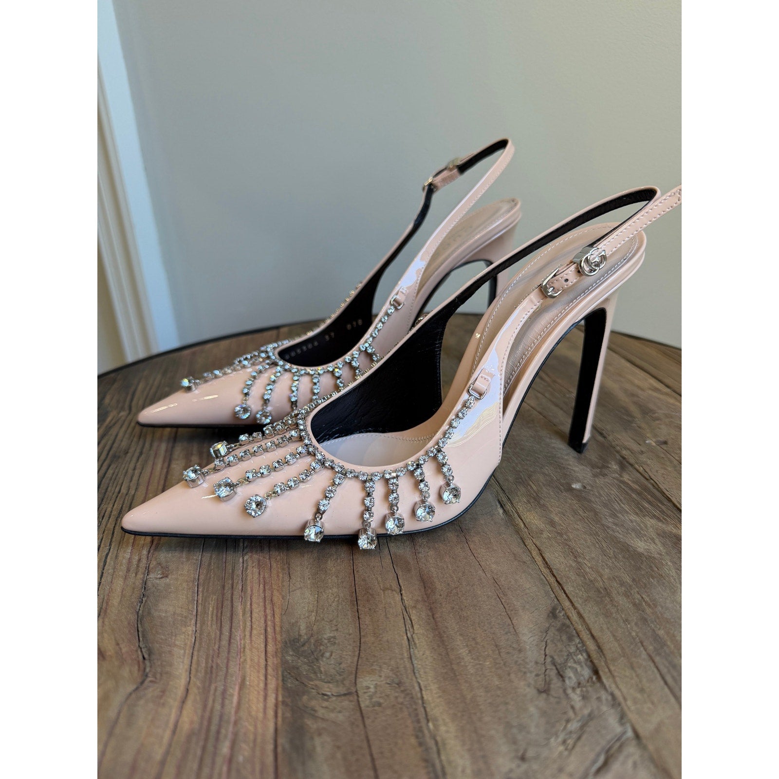 Gucci Guinevere Crystal Leather Slingback Stiletto Pumps NWT 37