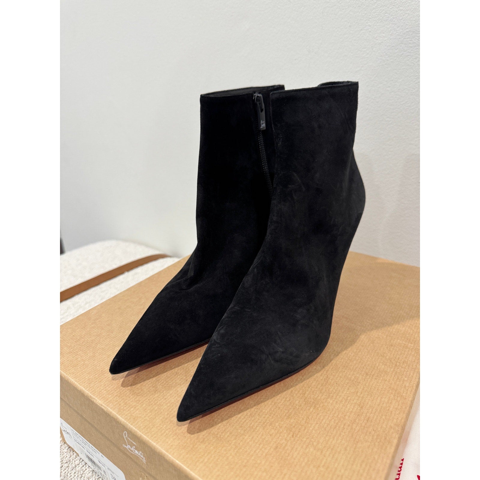 CHRISTIAN LOUBOUTIN So Apostropha Booty 80 Suede Black Ankle Boots 38 BNIB